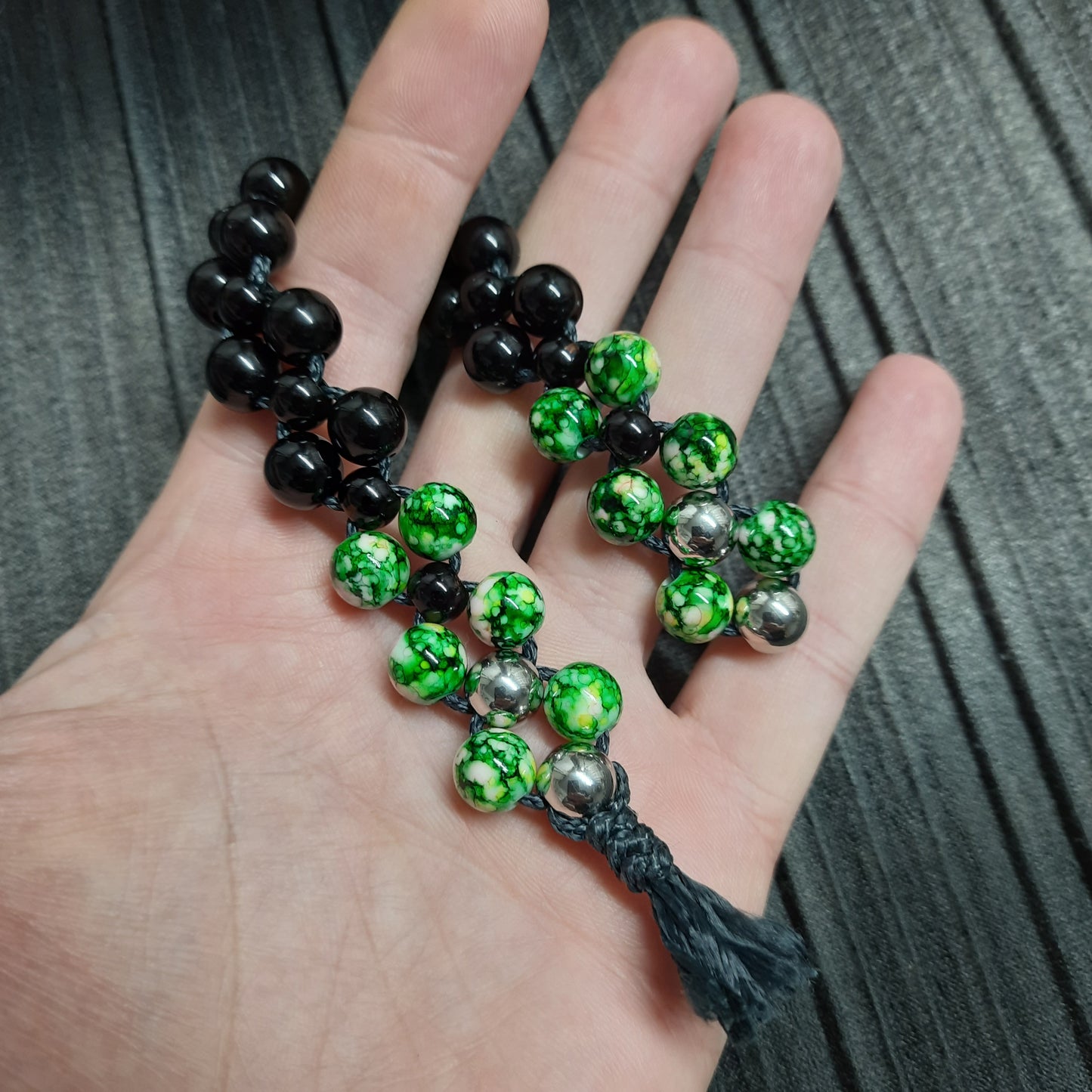 Chetki "Strict green-eyed reptile" rosary, anti-stress meditation and finger training  (SCU: 241115)