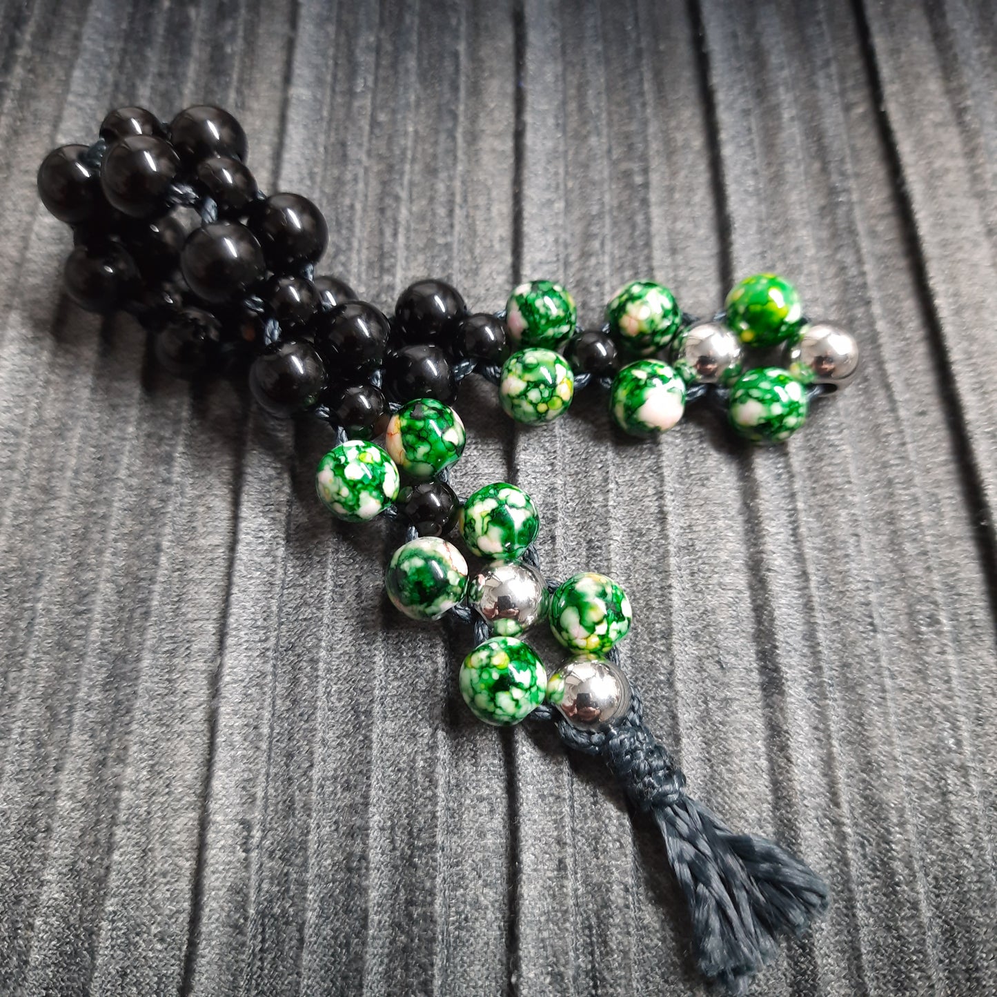 Chetki "Strict green-eyed reptile" rosary, anti-stress meditation and finger training  (SCU: 241115)