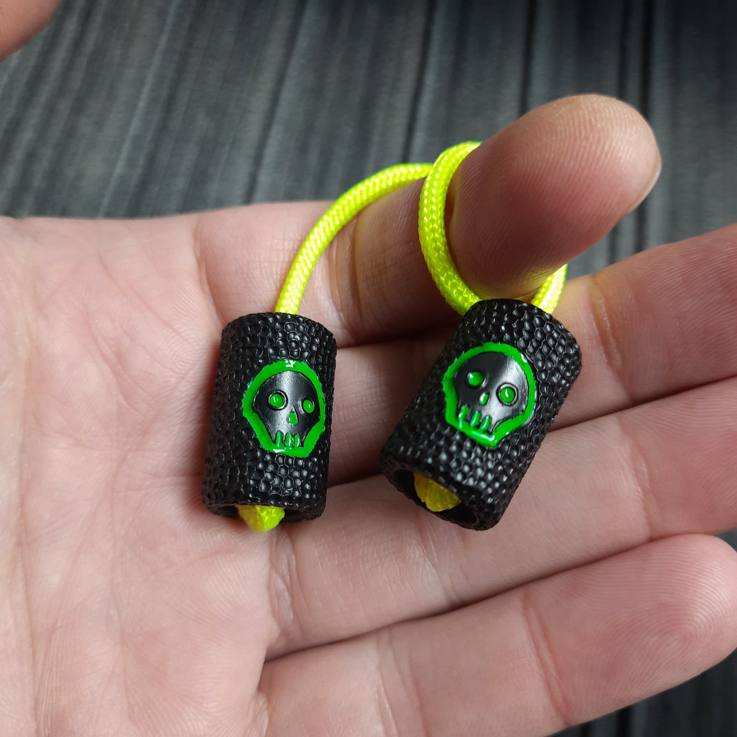 Begleri "Rough companion, green skull" delrin antistress meditation and finger training (SCU: 241123)