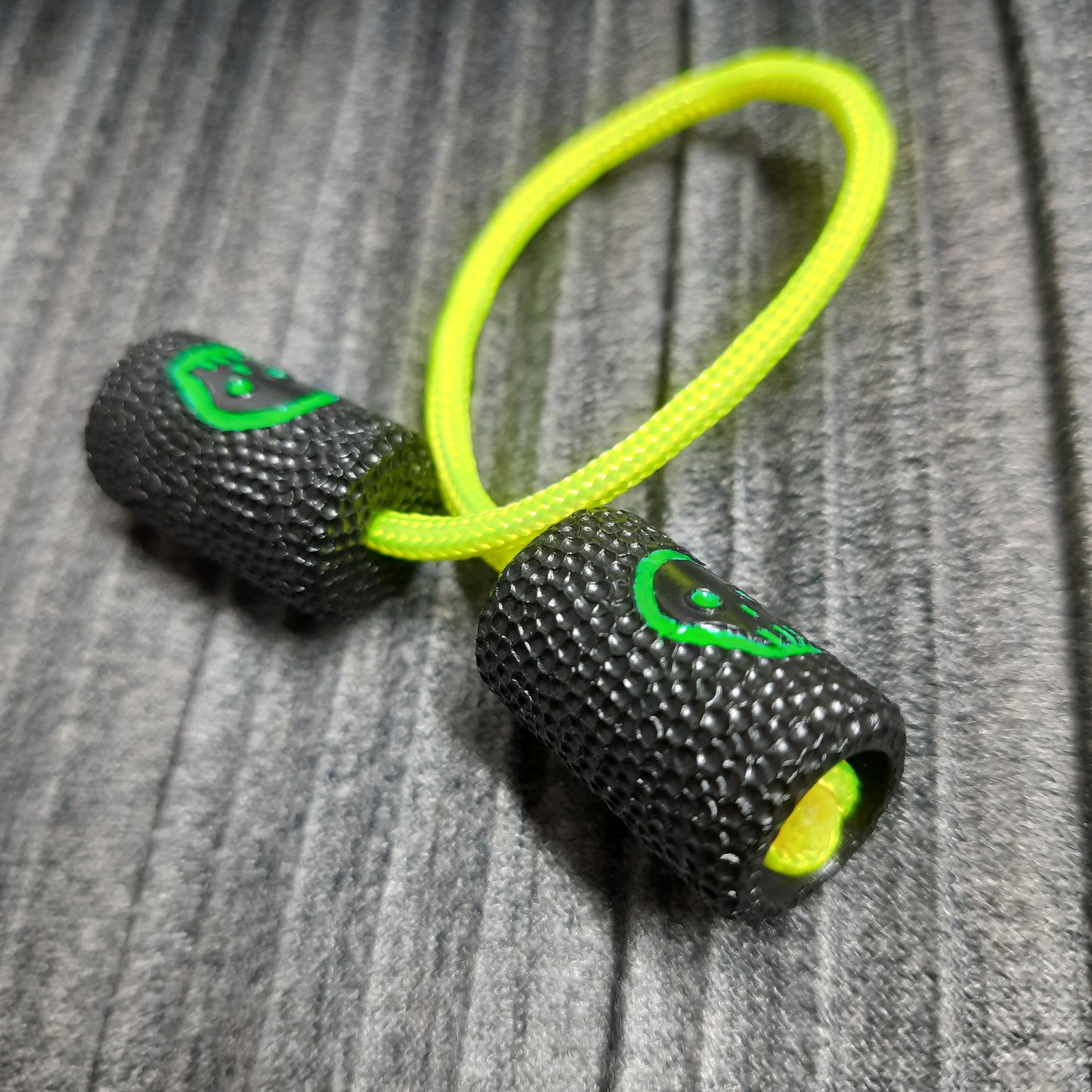 Begleri "Rough companion, green skull" delrin antistress meditation and finger training (SCU: 241123)
