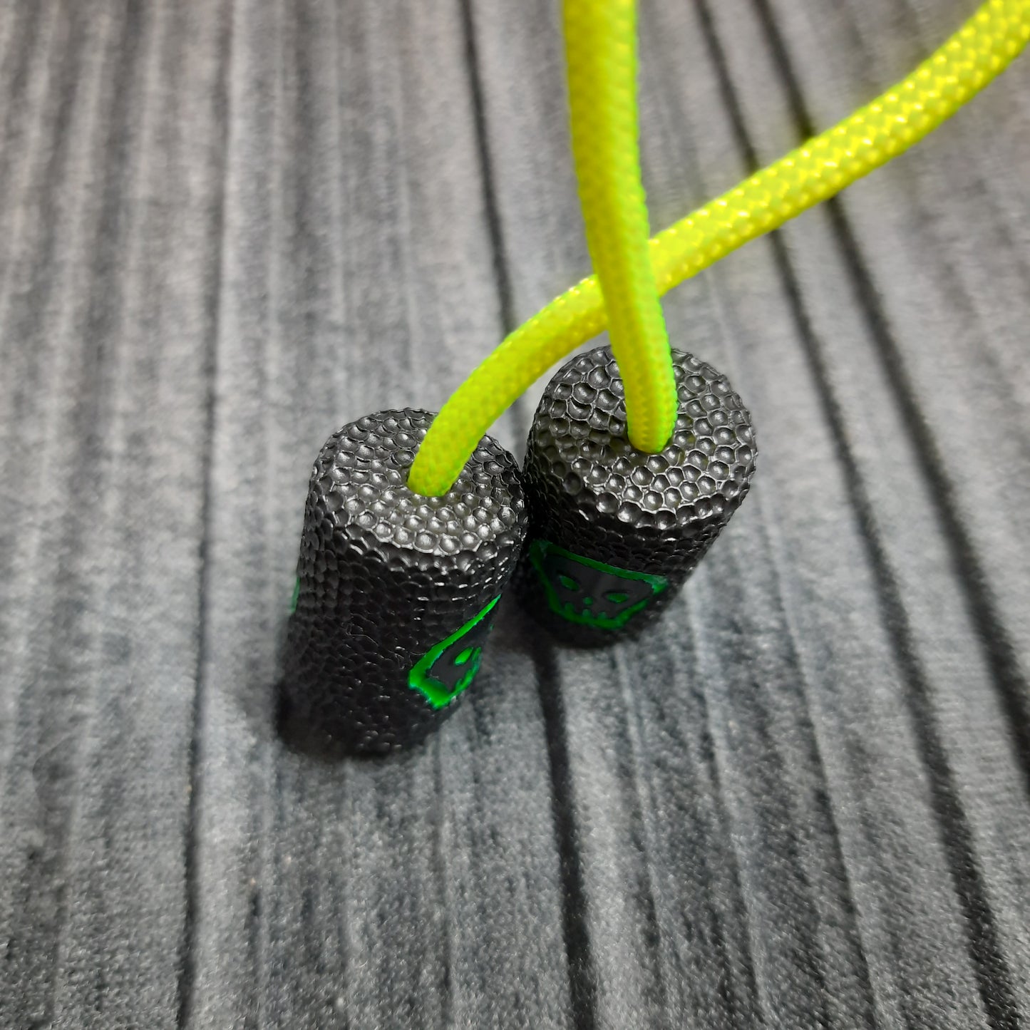 Begleri "Rough companion, green skull" delrin antistress meditation and finger training (SCU: 241123)