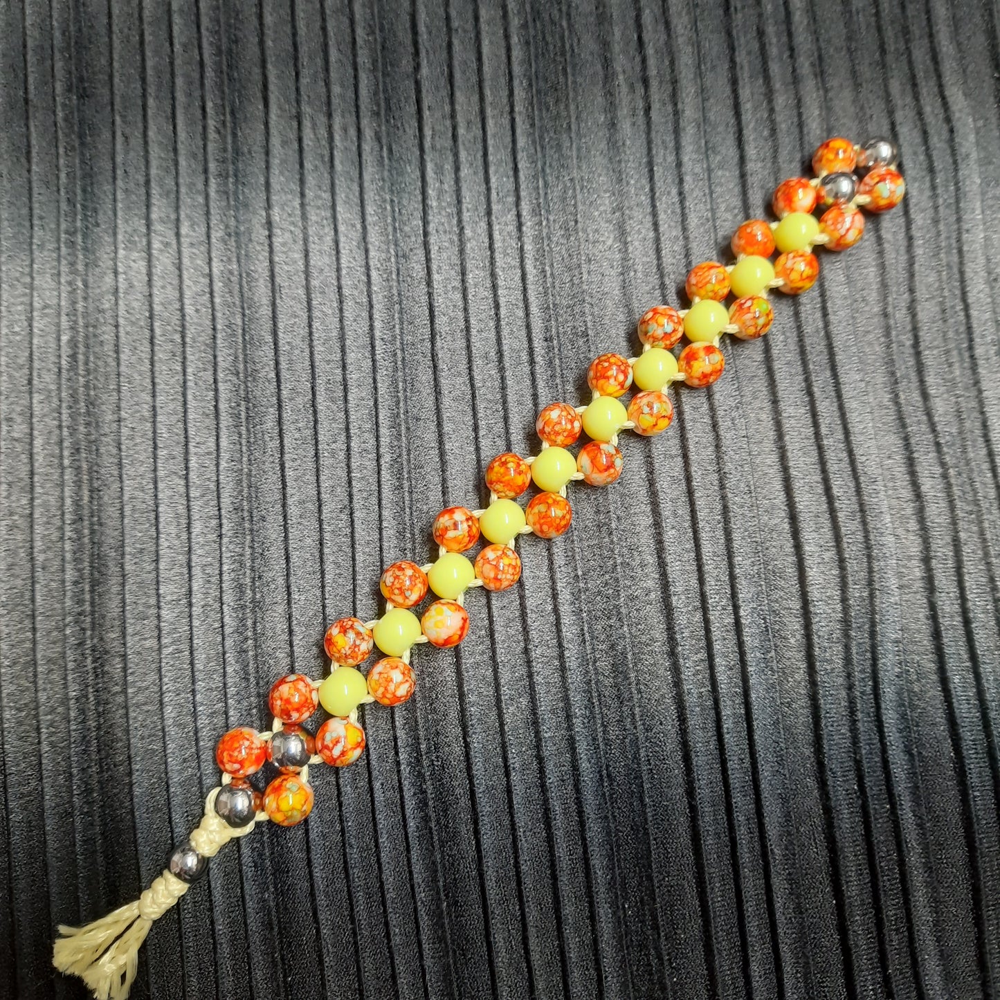 Chetki "Yellow orange reptile"  (SCU: 250214-5)