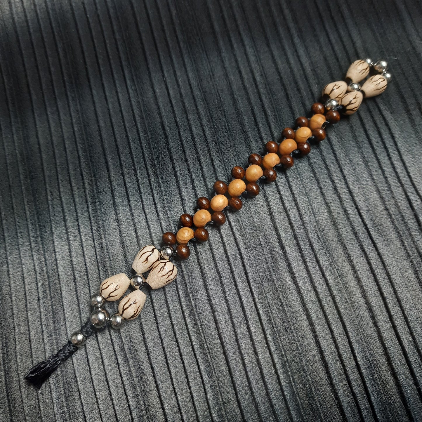 Chetki wooden "The Power of the Forest" (SCU: 250316-2)