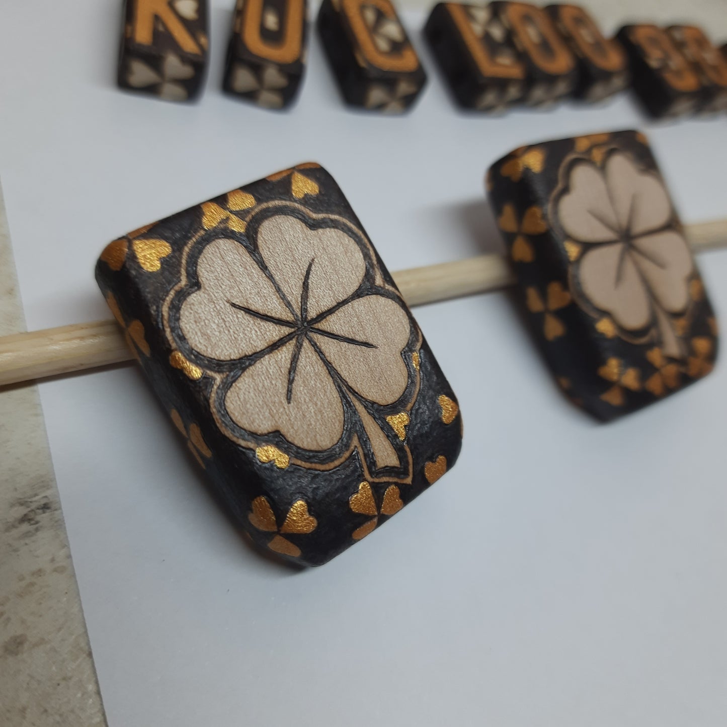 Chetki wooden "Good luck" (SCU: 250331)