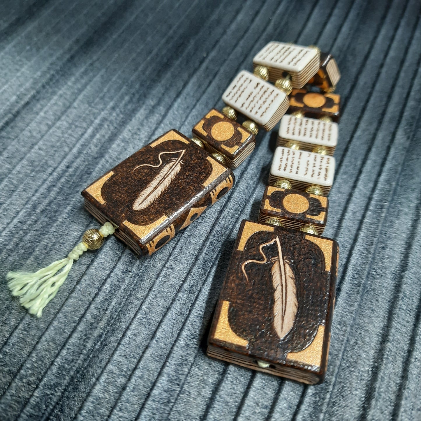 Chetki wooden "Ancient book" v3 (SCU: 250328)