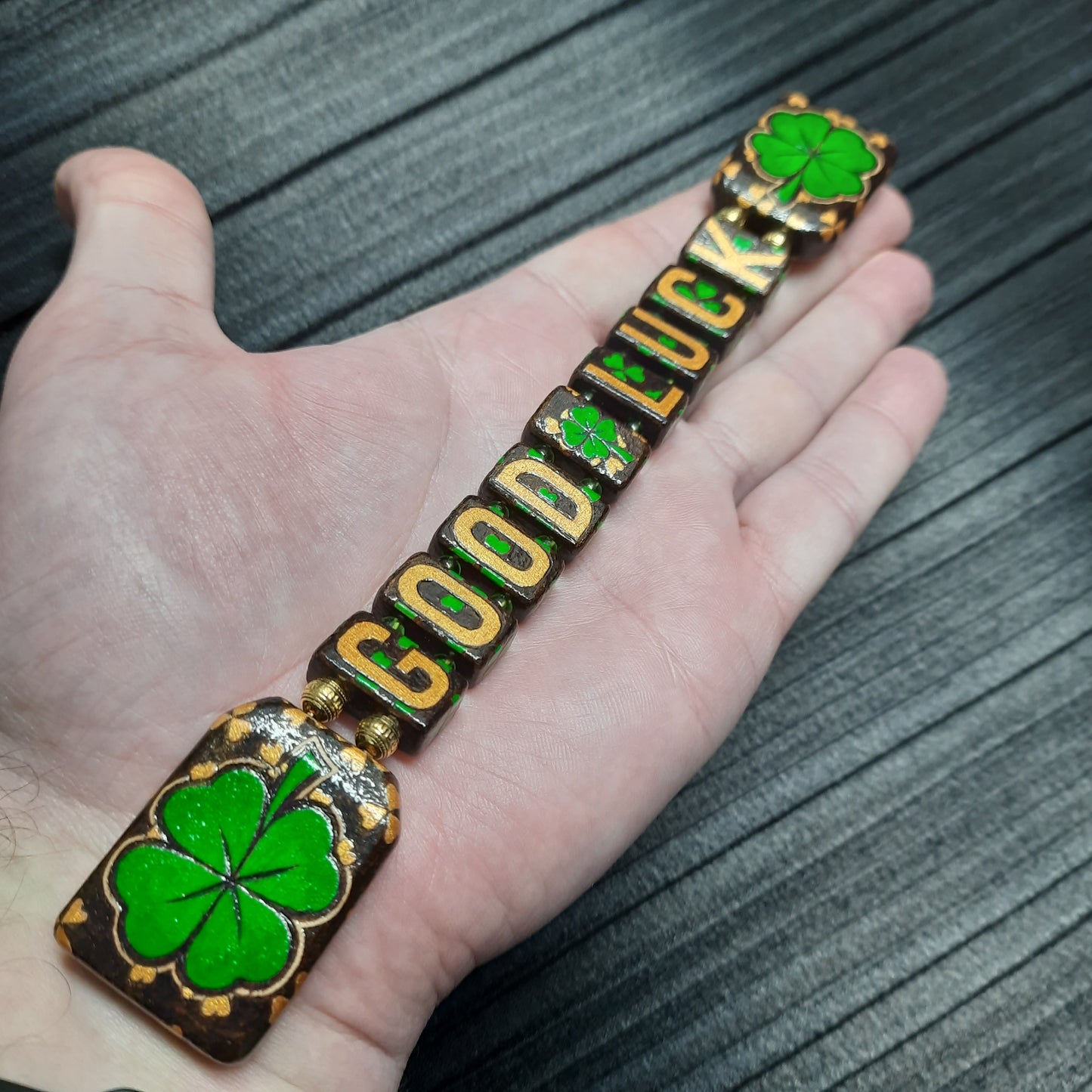 Chetki wooden "Good luck" (SCU: 250331)