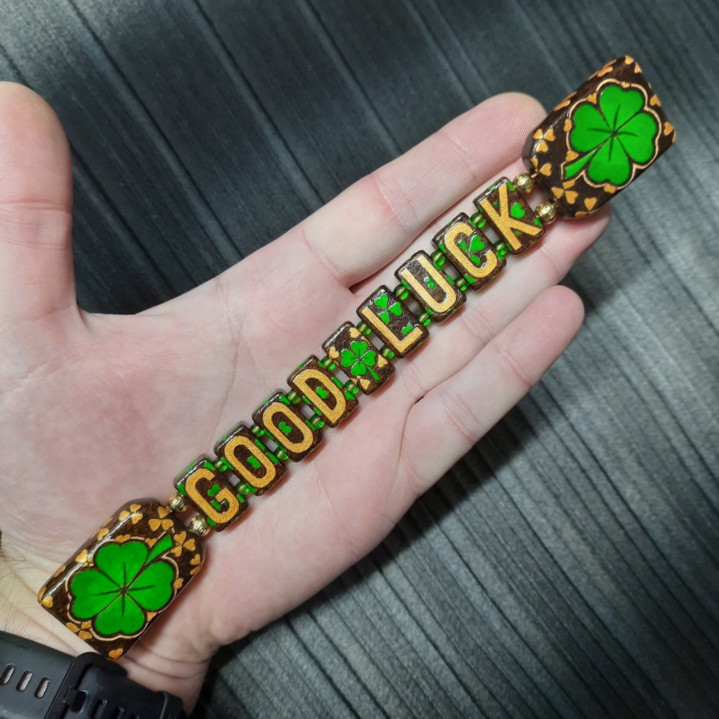 Chetki wooden "Good luck" (SCU: 250331)