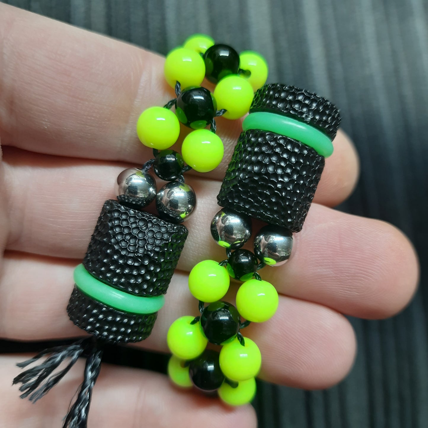 Chetki "Rough companion, green" v2 (SCU: 250402)