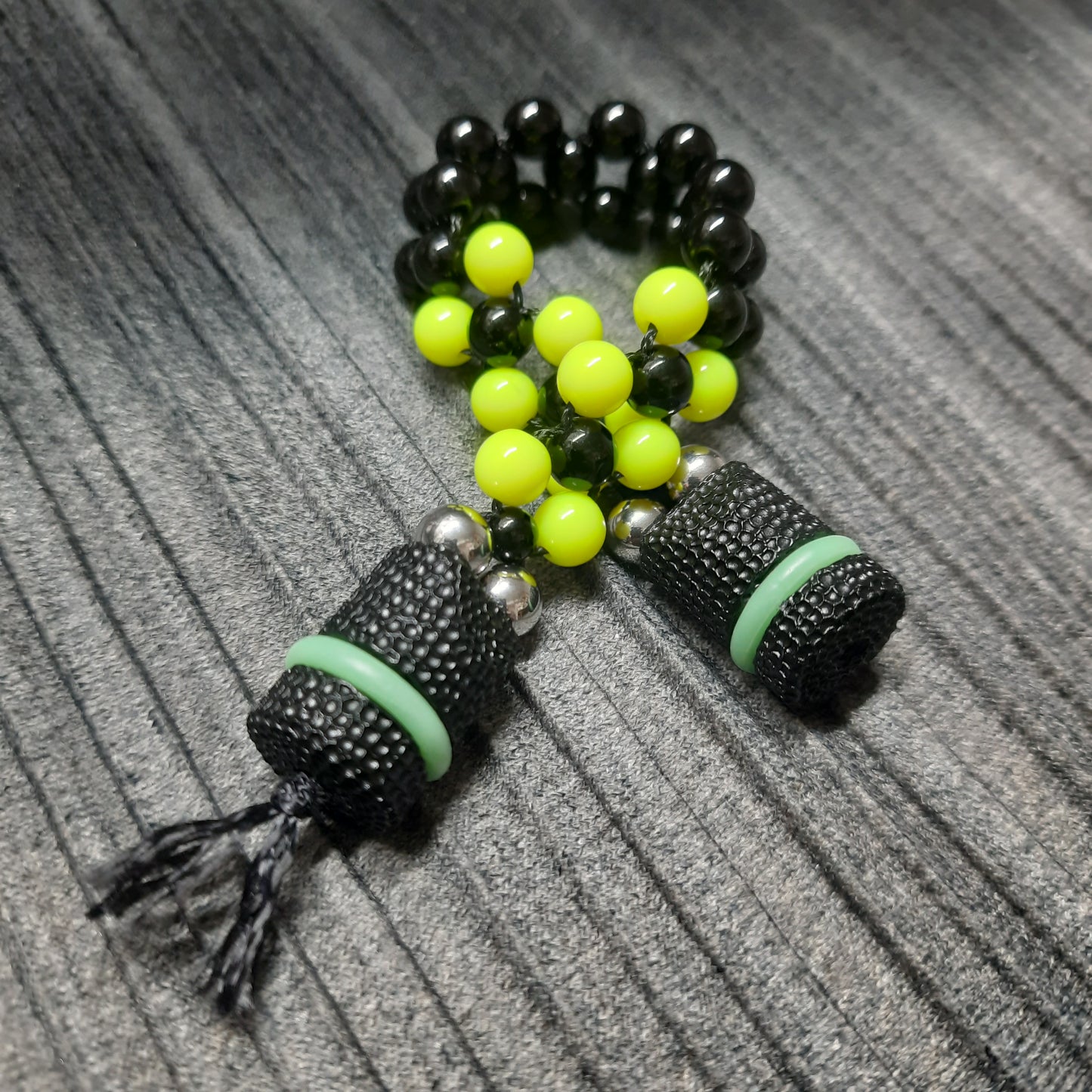 Chetki "Rough companion, green" v2 (SCU: 250402)