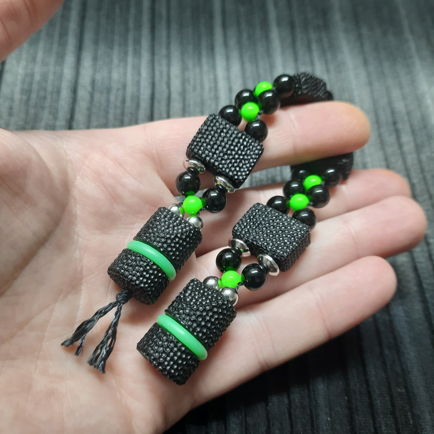 Chetki "Rough companion, Monster" (SCU: 250402-2)