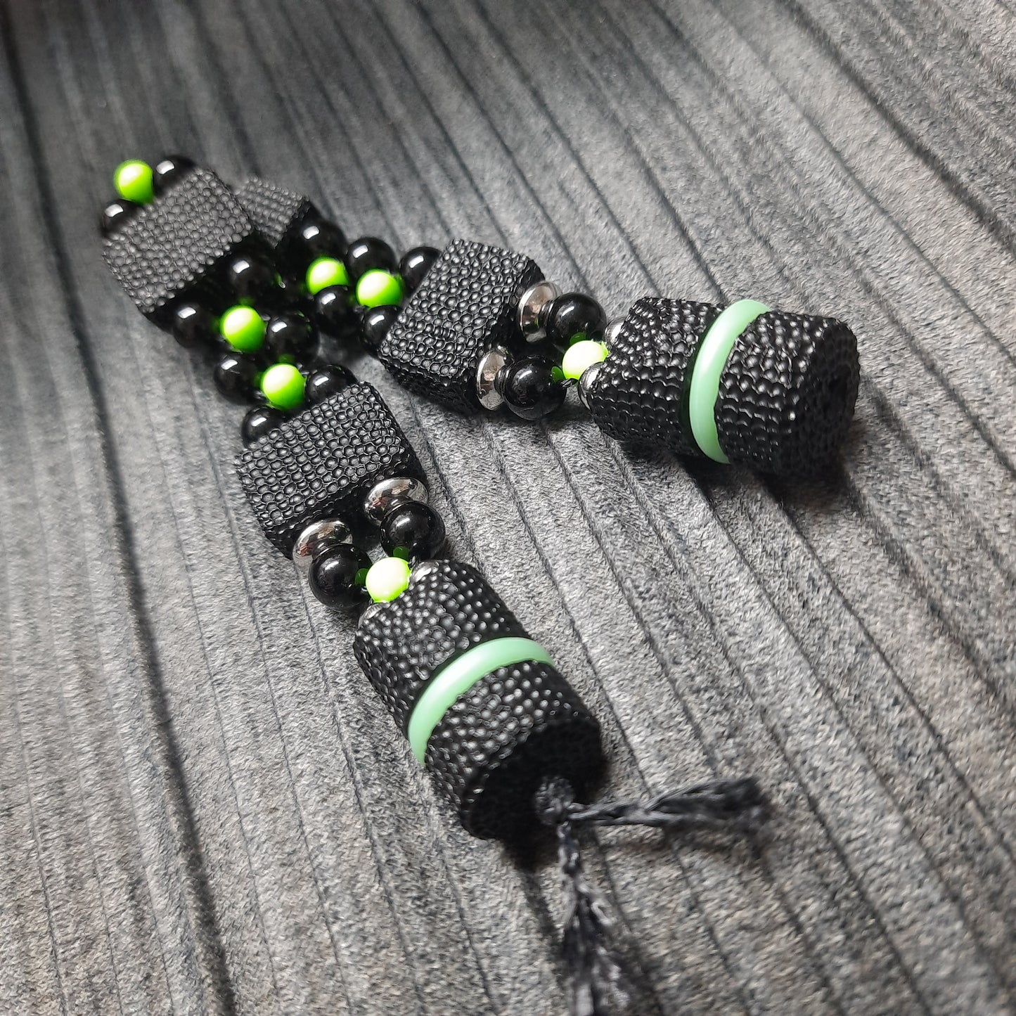 Chetki "Rough companion, Monster" (SCU: 250402-2)