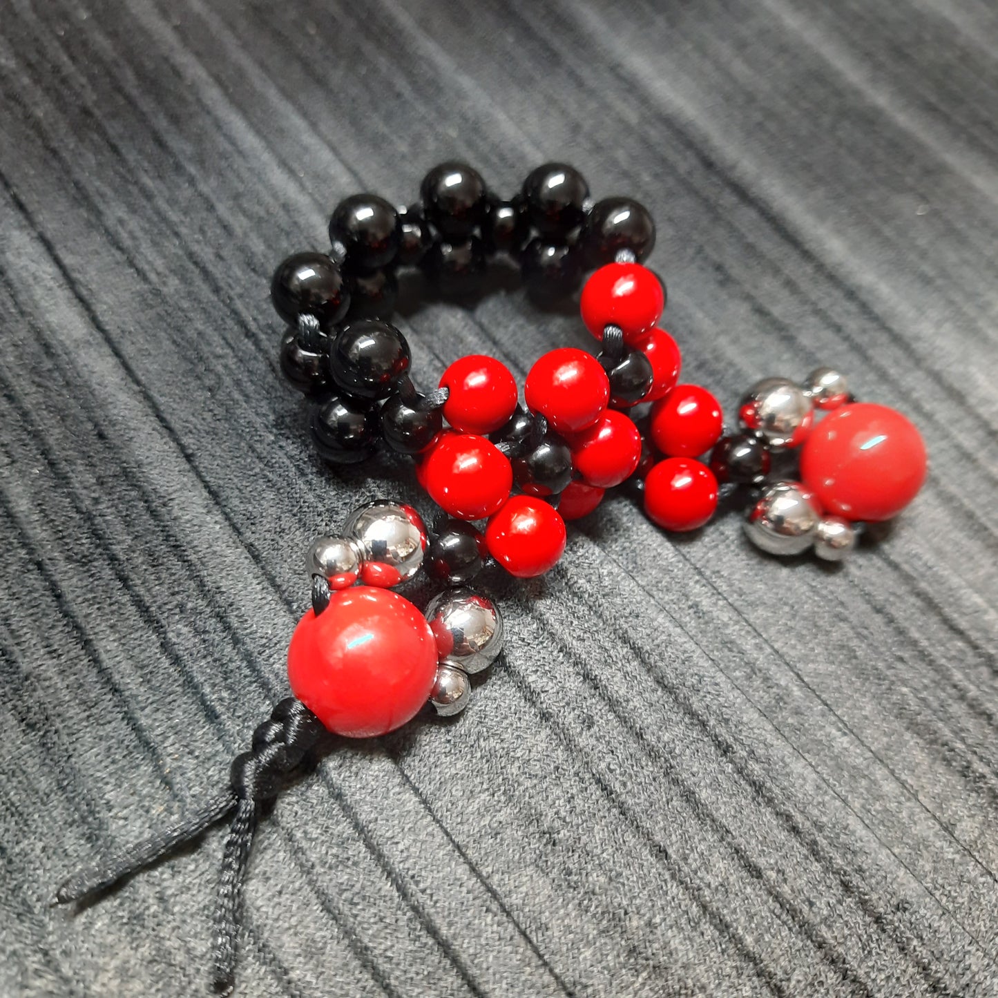 Chetki handmade "Red and Black Baron" (SCU: 250414-2)