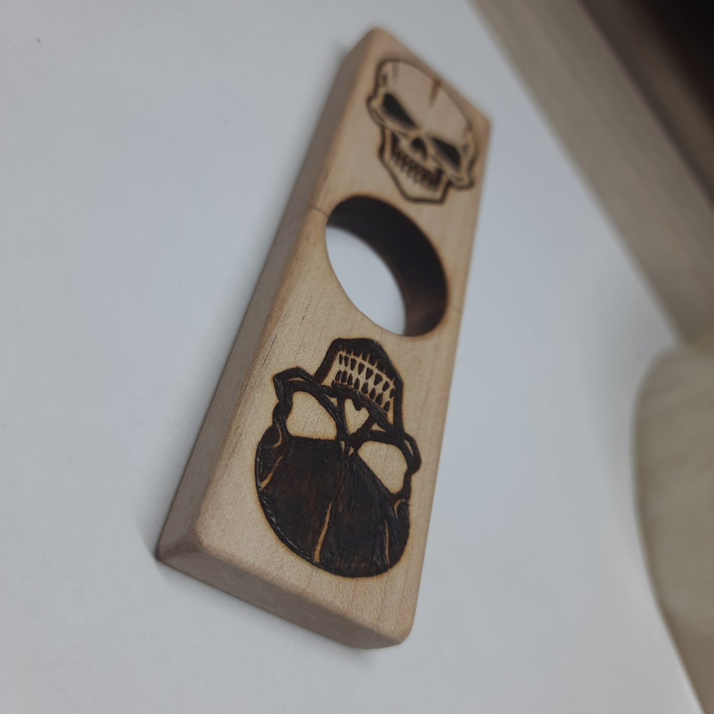 Worry plank wooden "Skulls, yes/no" handmade