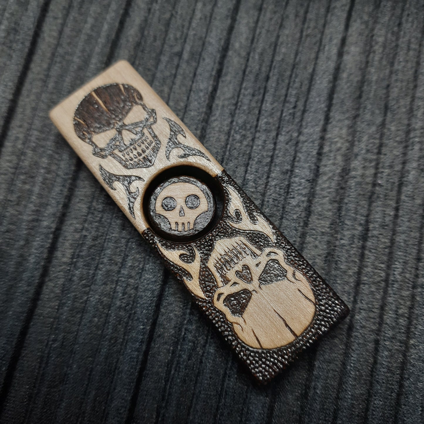 Worry plank wooden "Skulls, yes/no" handmade