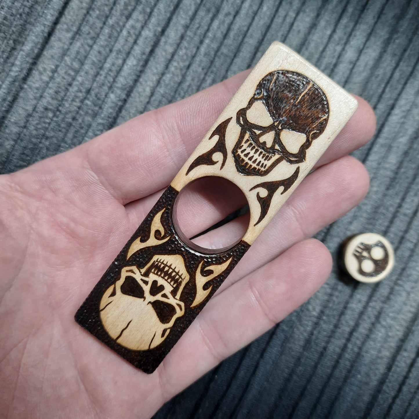 Worry plank wooden "Skulls, yes/no" handmade