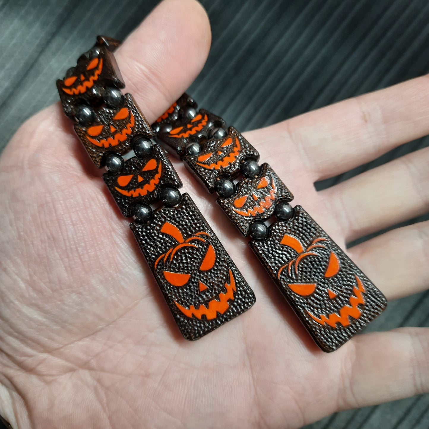 Chetki handmade wooden "Mr. Pumpkin's Smile"