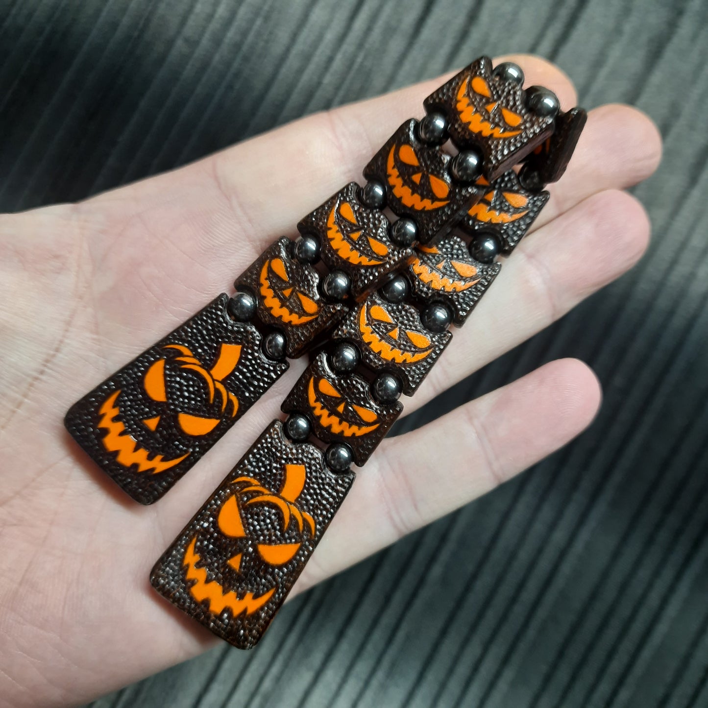Chetki handmade wooden "Mr. Pumpkin's Smile"
