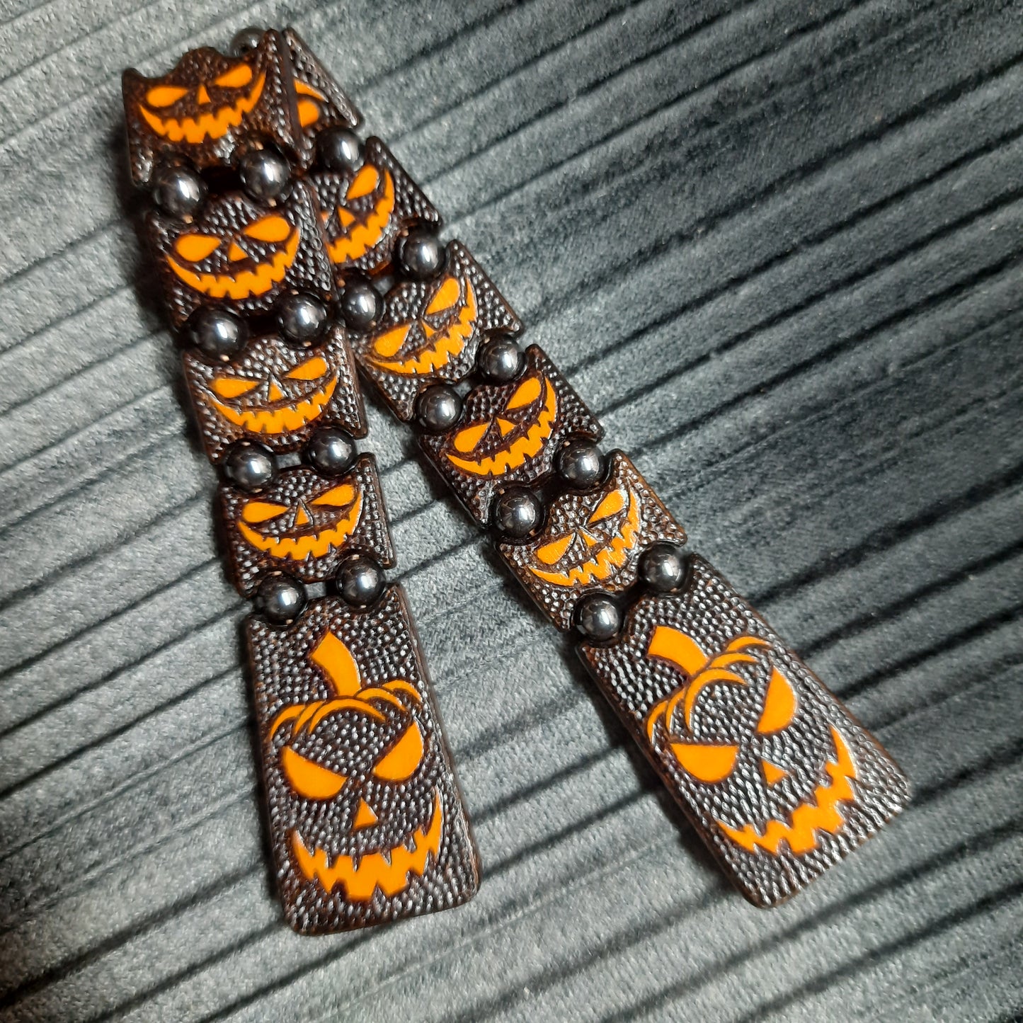 Chetki handmade wooden "Mr. Pumpkin's Smile"
