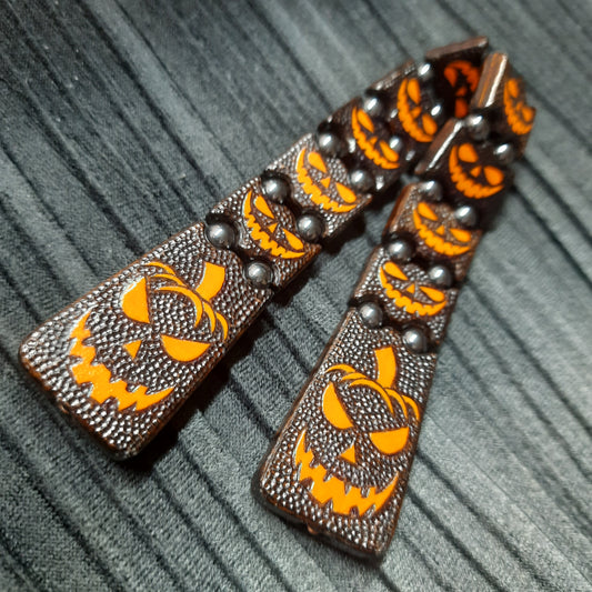 Chetki handmade wooden "Mr. Pumpkin's Smile"