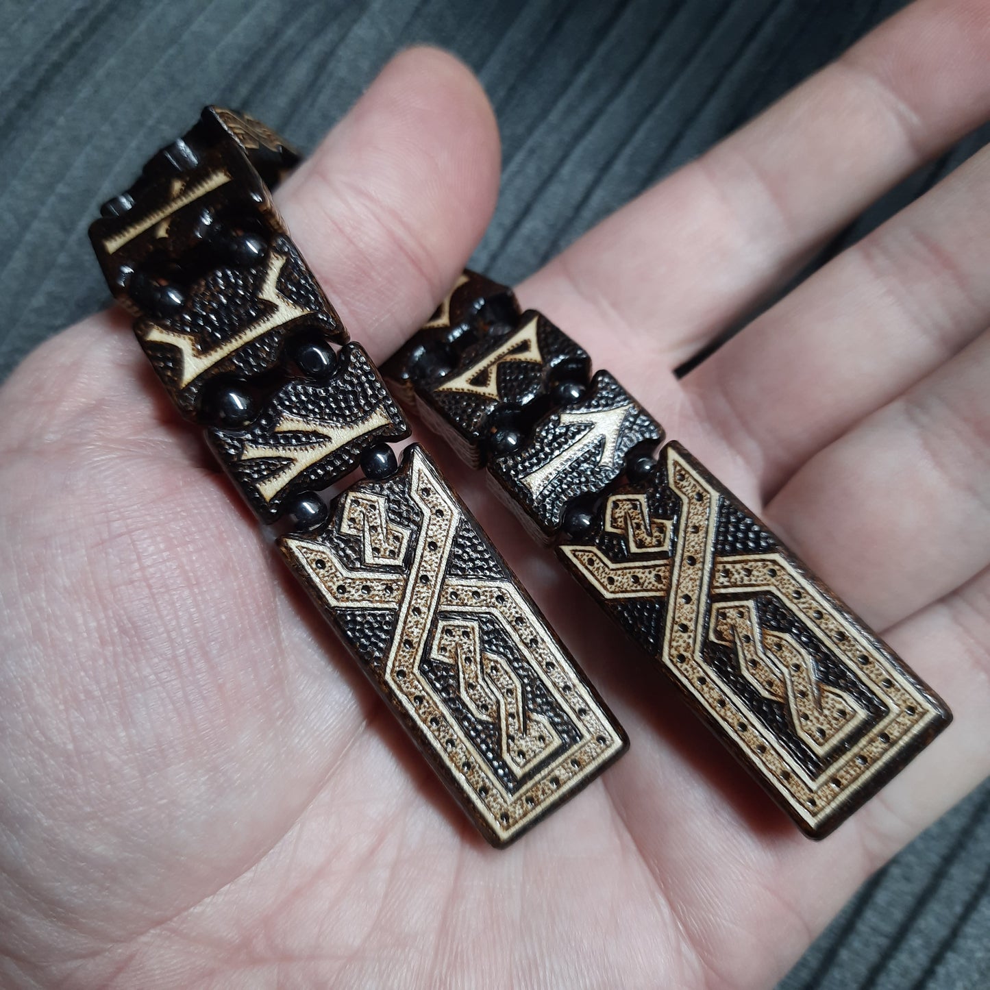 Chetki handmade wooden "The Legendary Runebearer"