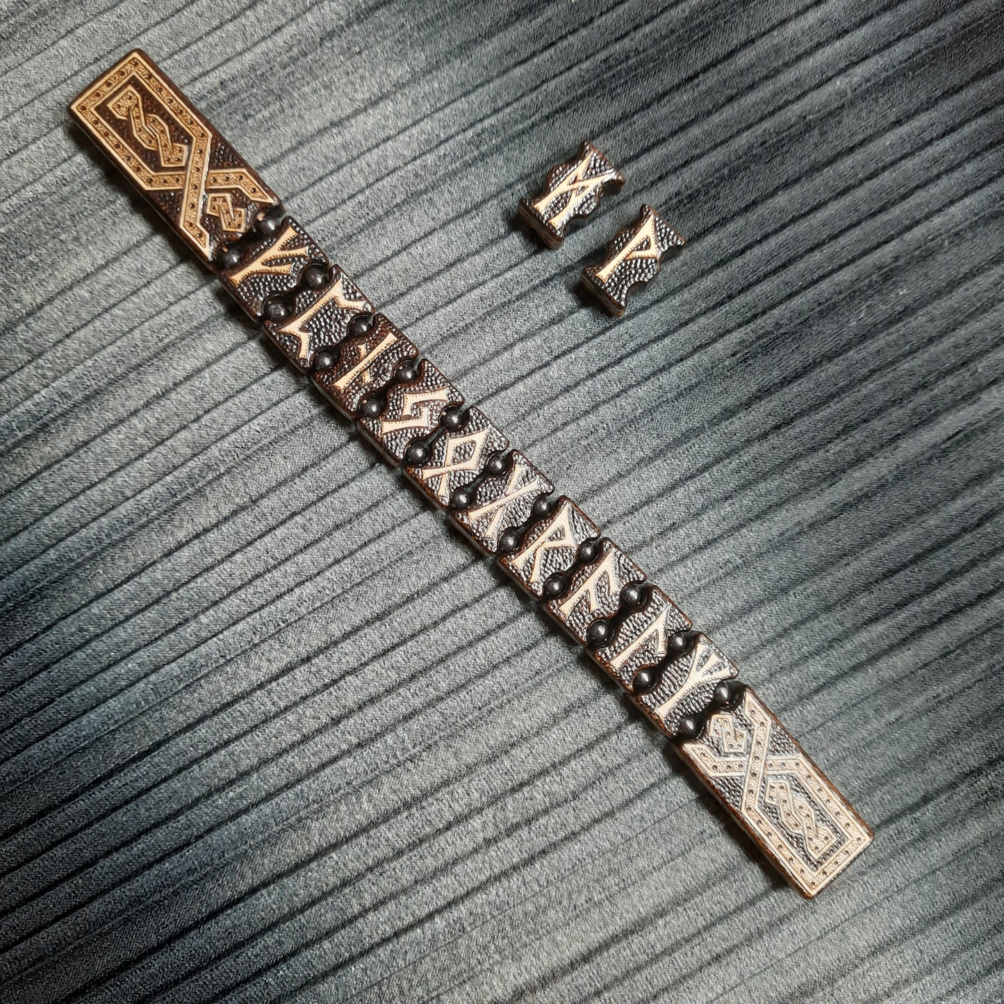 Chetki handmade wooden "The Legendary Runebearer"