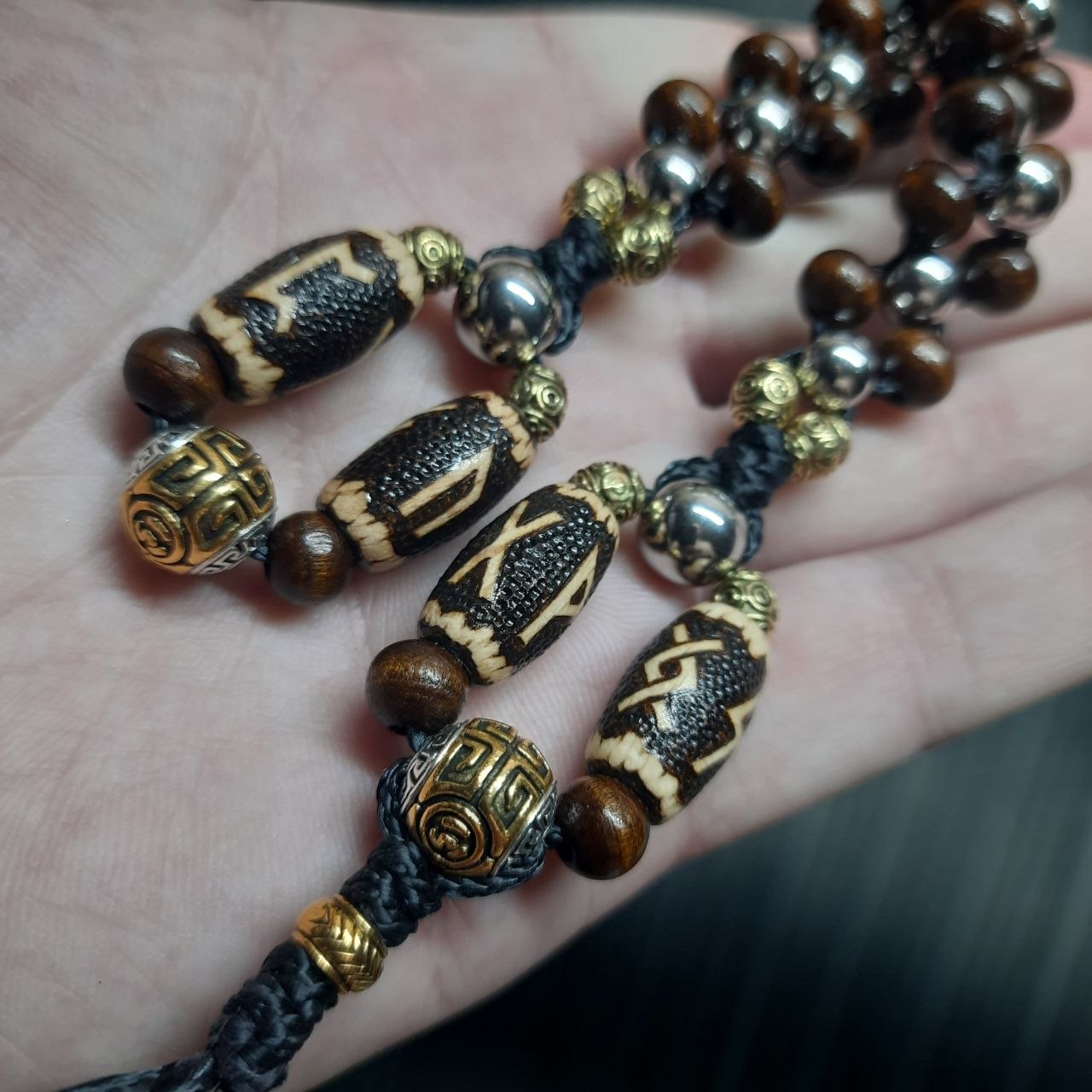 Handmade Wooden Chetki Skilltoy | Slavic Flip Rosary | Pocket Worry Beads for Handy "Konung of the Fertile Valley"