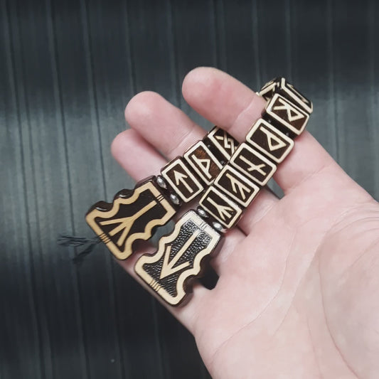 Chetki wooden "The mace of the Futhark" handmade (SCU: 250525)