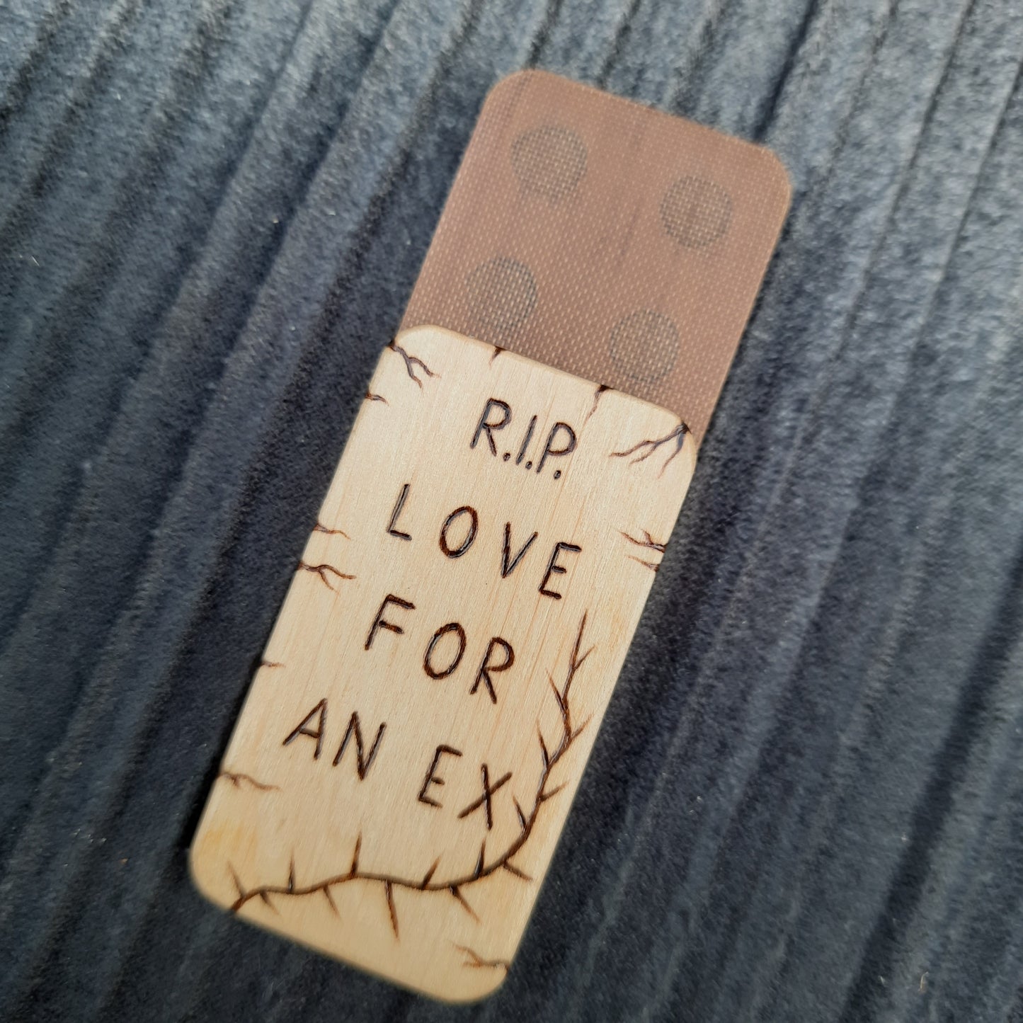 Magnetic slider "Tombstone: Love for an ex" anti-stress clicker, handmade (SCU: 3-14-12)