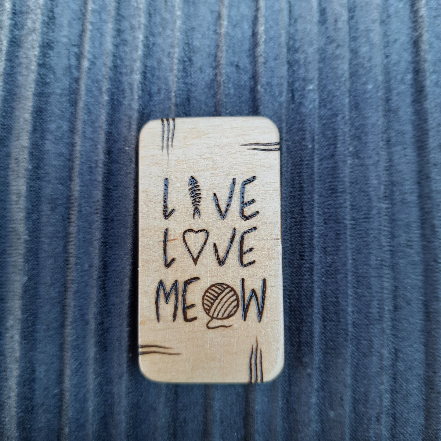 Magnetic wood slider "Live, love, meow" v2, antistress, handmade (SCU: 3-15-08)