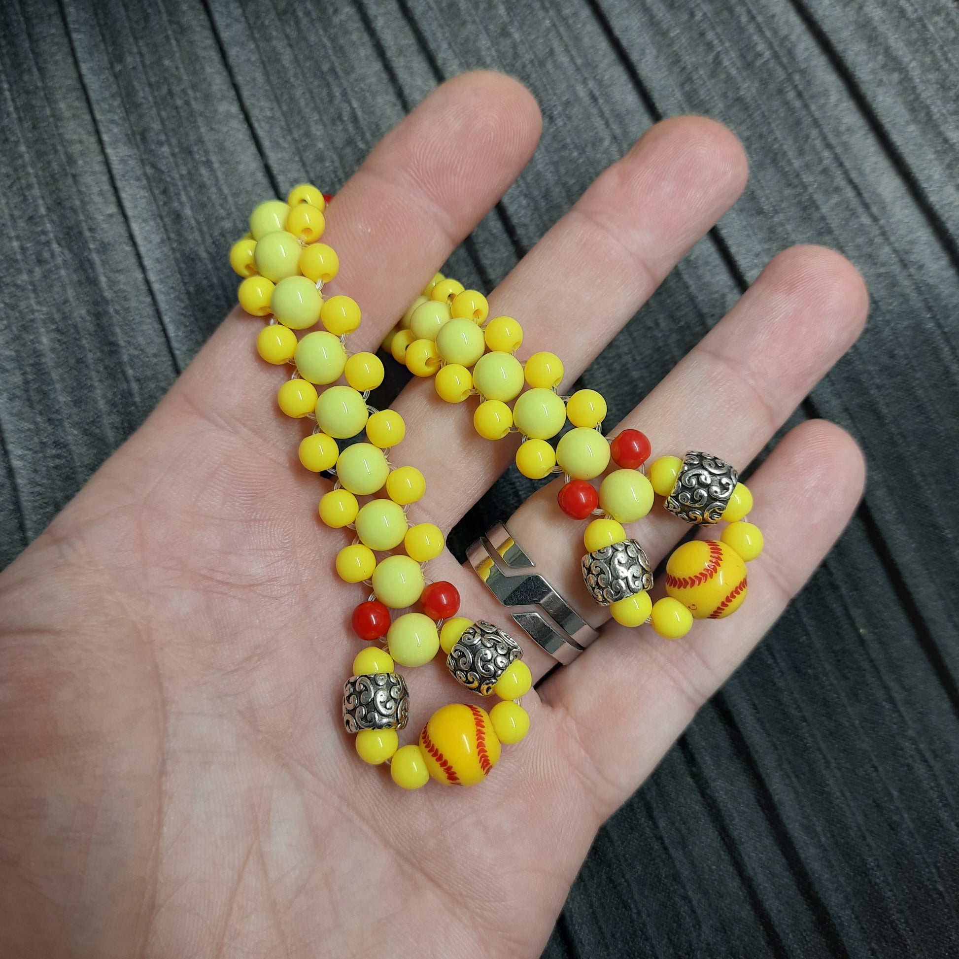 Handmade flip rosary (chetki), assembled from round plastic beads. The chotki has good flexibility thanks to the silicone cord. This fidget is used as an anti-stress, skill toy, stylish accessory and collectible.