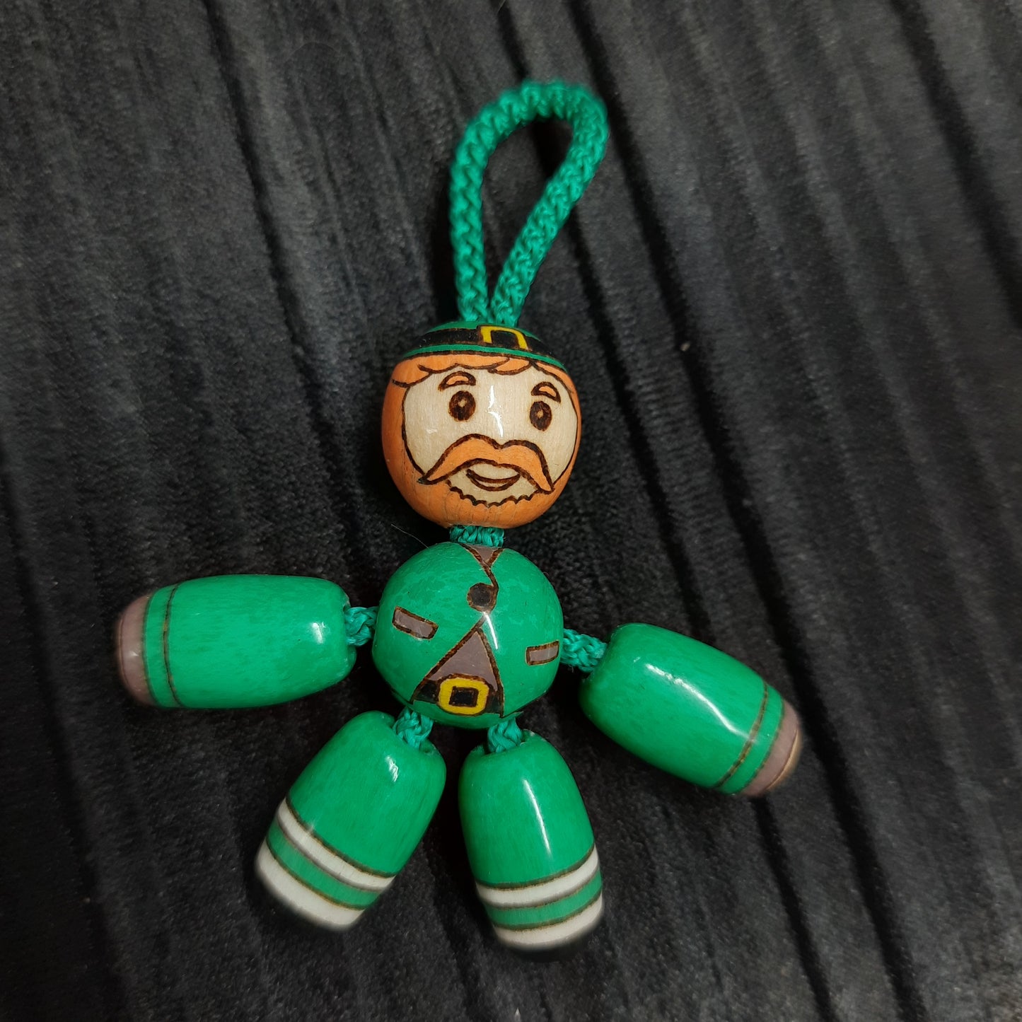 Pocket buddy Wooden keychain magnetic "Leprechaun" antistress, fidget, pocket friend (SCU: 240211)