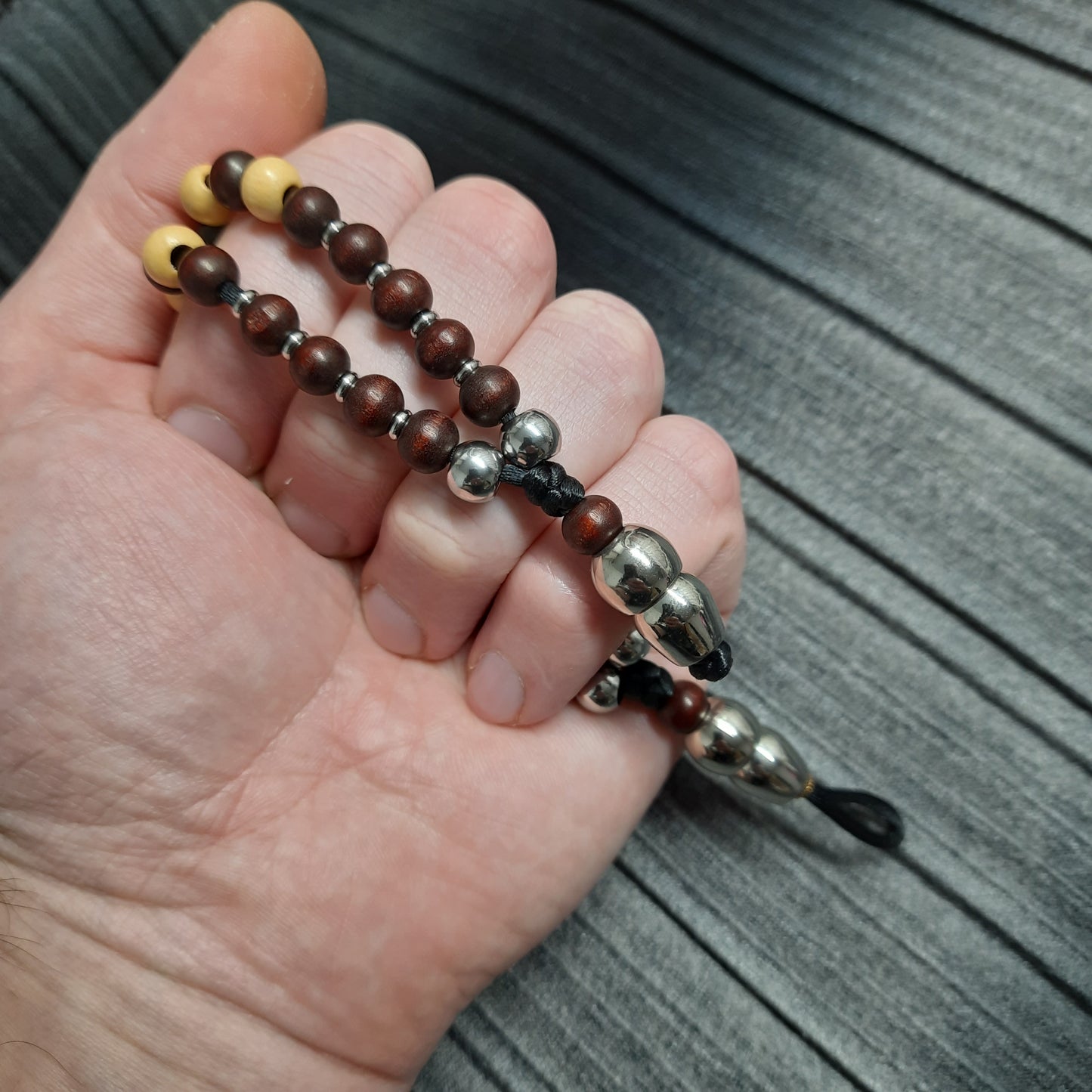 Chetki "Wise fellow traveler" v5, handmade, rosary,  anti-stress meditation and finger training (SCU: 240319)