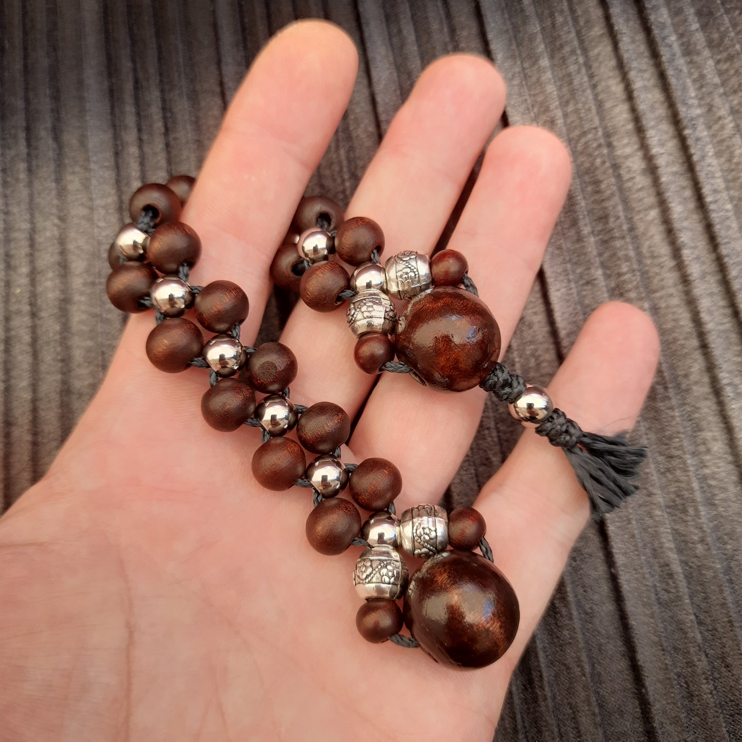 Chetki handmade "Dark Guardian" rosary, anti-stress meditation and finger training (SCU: 240708)