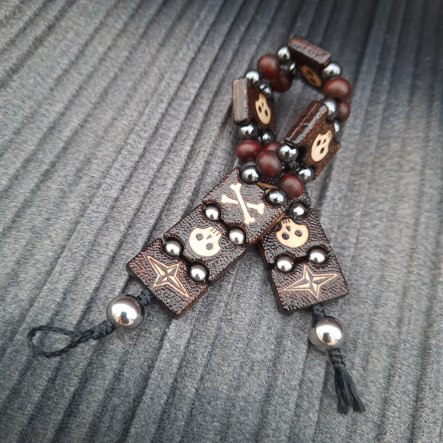 Chetki bracelet "Black Pirate" wooden rosary, anti-stress meditation and finger training, anxiety beads (SCU: 240811)