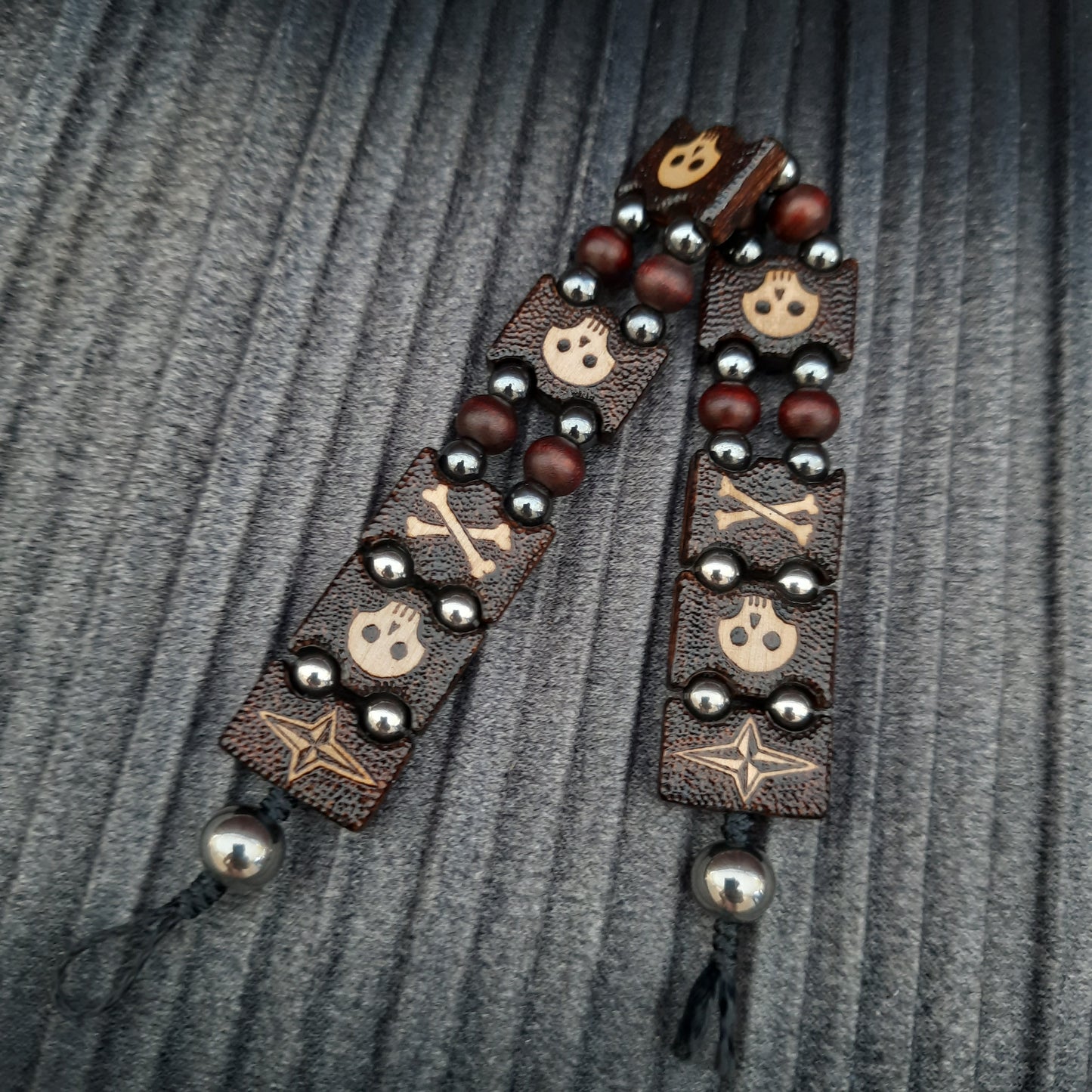 Chetki bracelet "Black Pirate" wooden rosary, anti-stress meditation and finger training, anxiety beads (SCU: 240811)