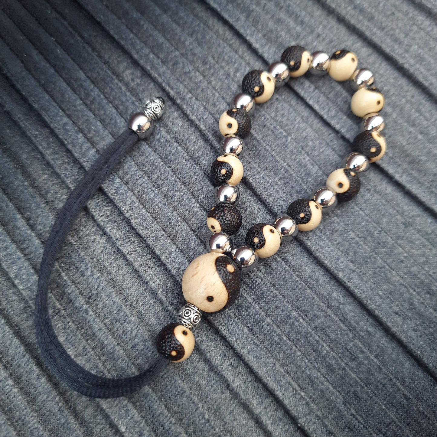 Komboloi bracelet chetki "Yin-yang" anti-stress meditation (SCU: 240822)