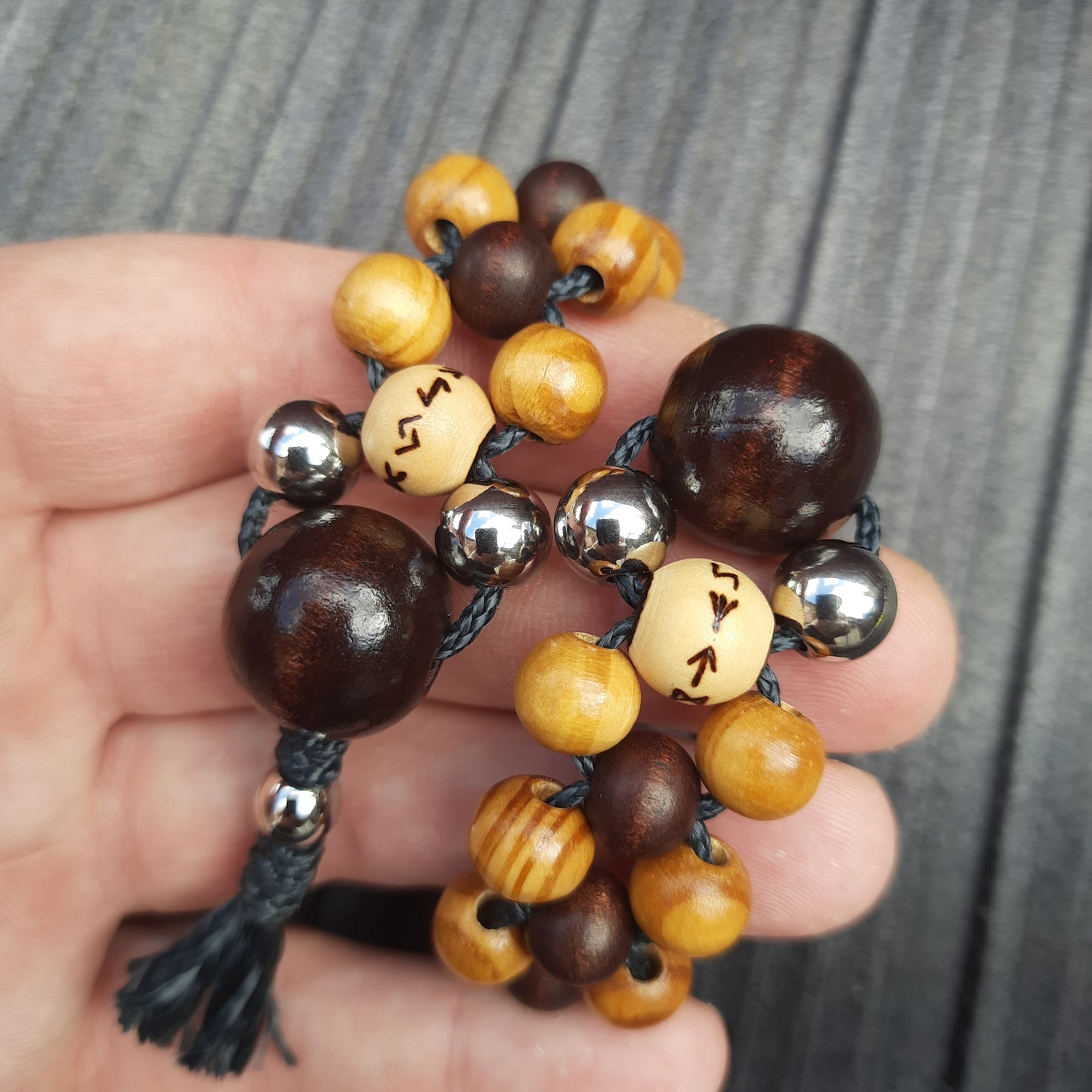 Chetki "Tree Keeper of Runes" flip rosary, anti-stress meditation and finger training (SCU: 240906)