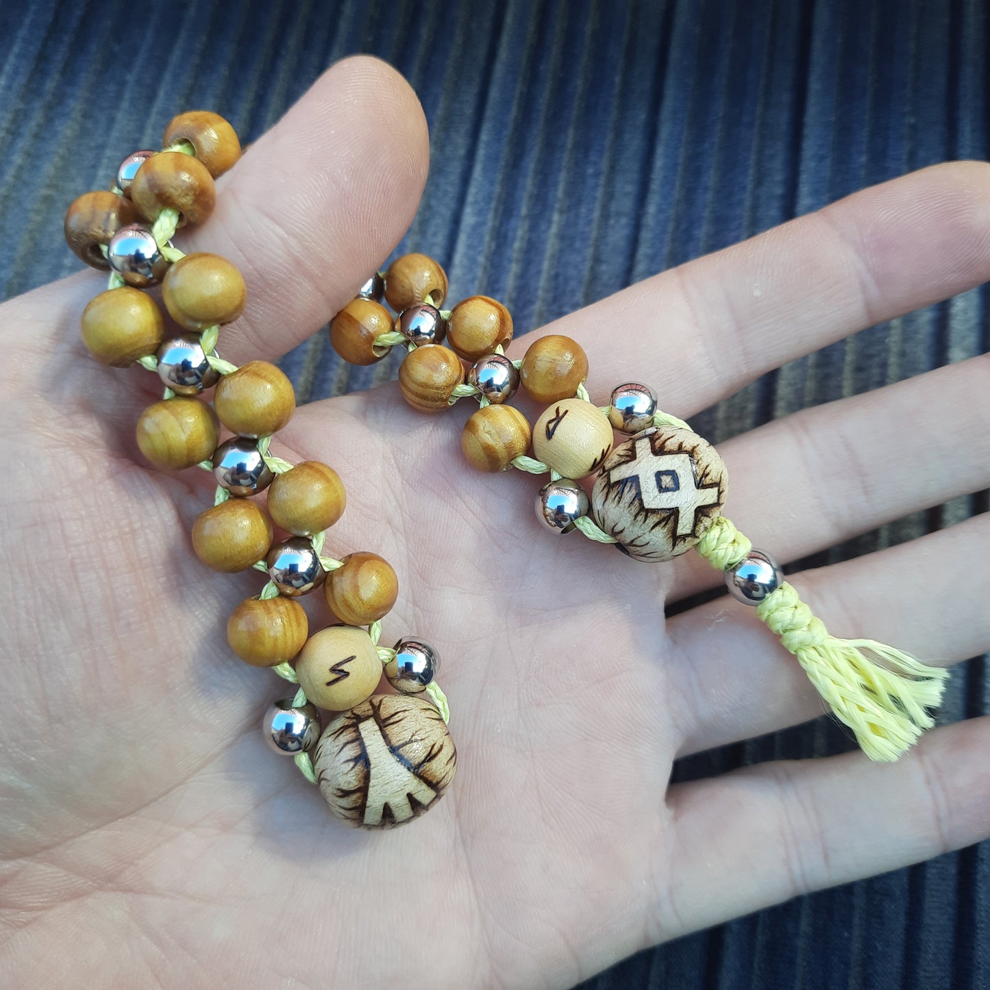 Chetki "Light Rune Warrior" flip rosary, anti-stress meditation and finger training (SCU: 241016)