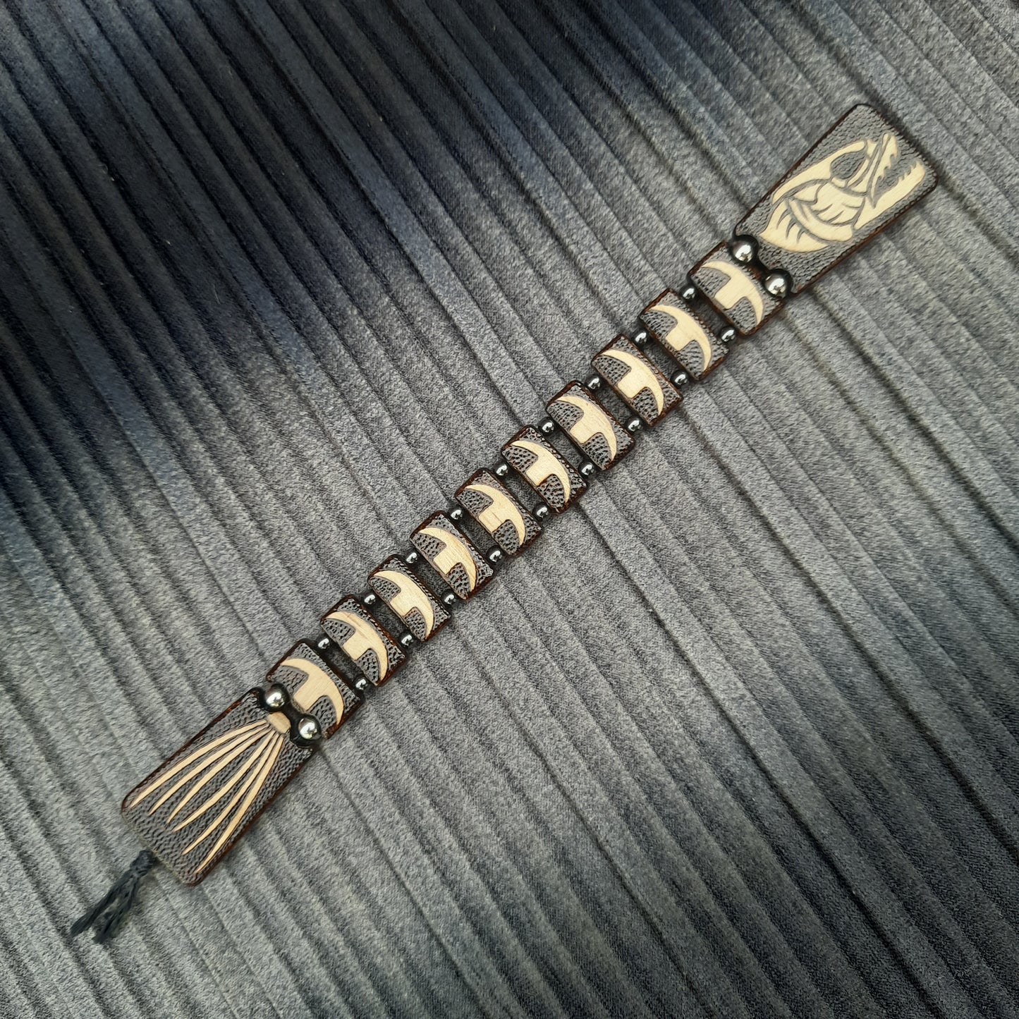 Chetki wood "Long fish skeleton" handmade, rosary,  anti-stress meditation and finger training, worry beads, tzbex (SCU: 241009)