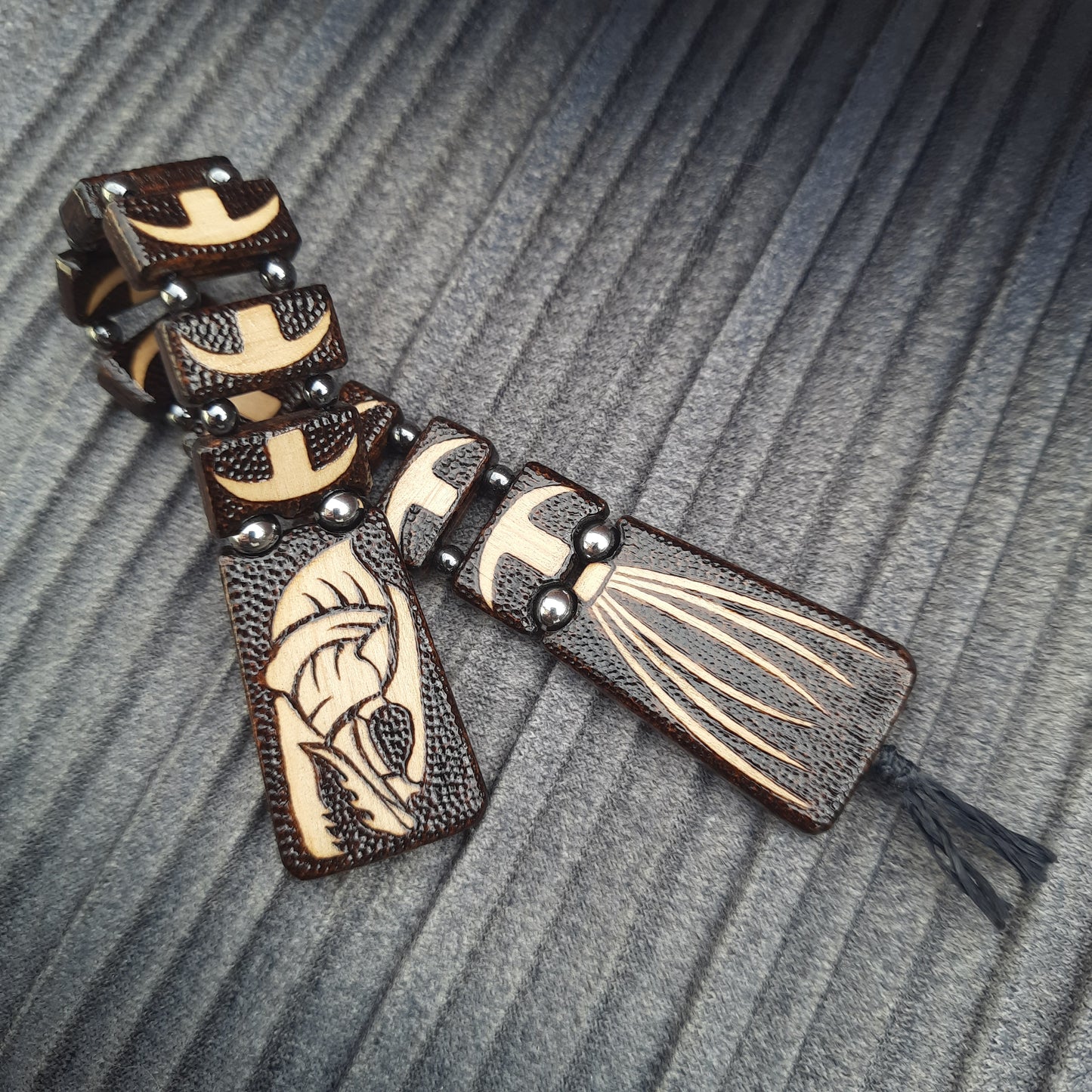 Chetki wood "Long fish skeleton" handmade, rosary,  anti-stress meditation and finger training, worry beads, tzbex (SCU: 241009)