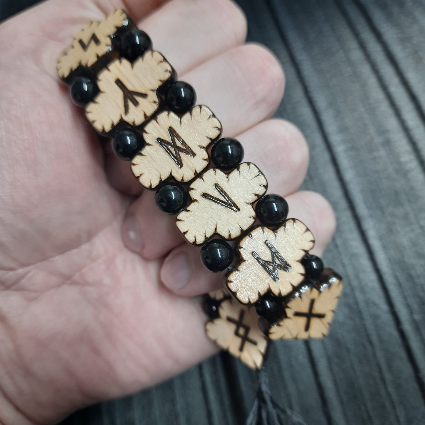 Chetki "Futhark Runes" wood+agat+kevlar, rosary, anti-stress meditation and finger training, anxiety beads (SCU: 241006)