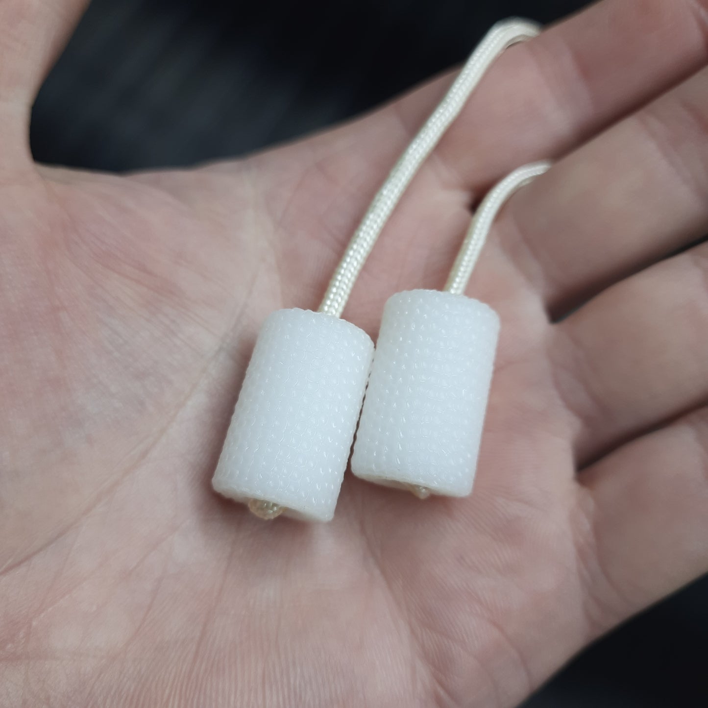 Begleri "Rough companion, white" delrin