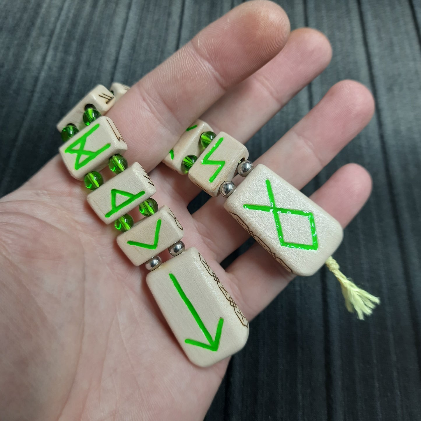 Chetki wooden "Glowing Futhark Runes"