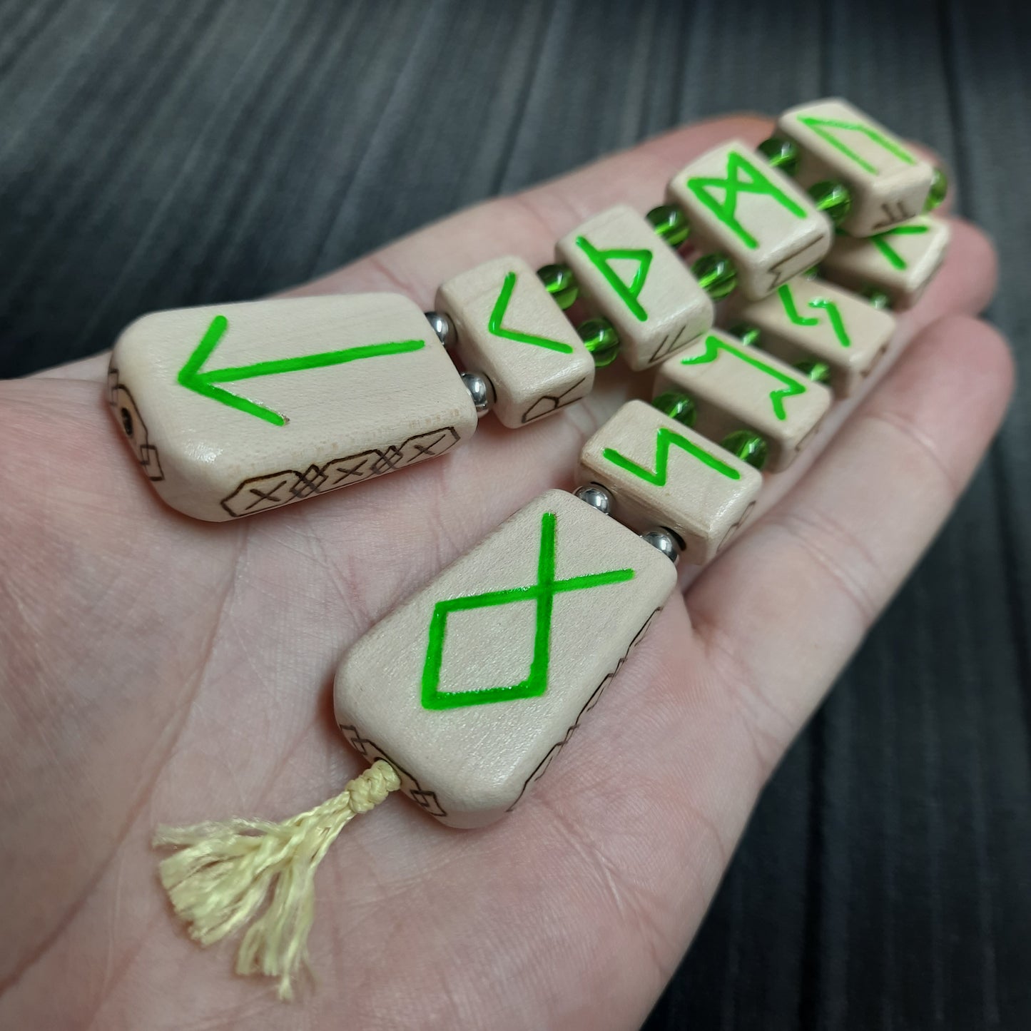 Chetki wooden "Glowing Futhark Runes"