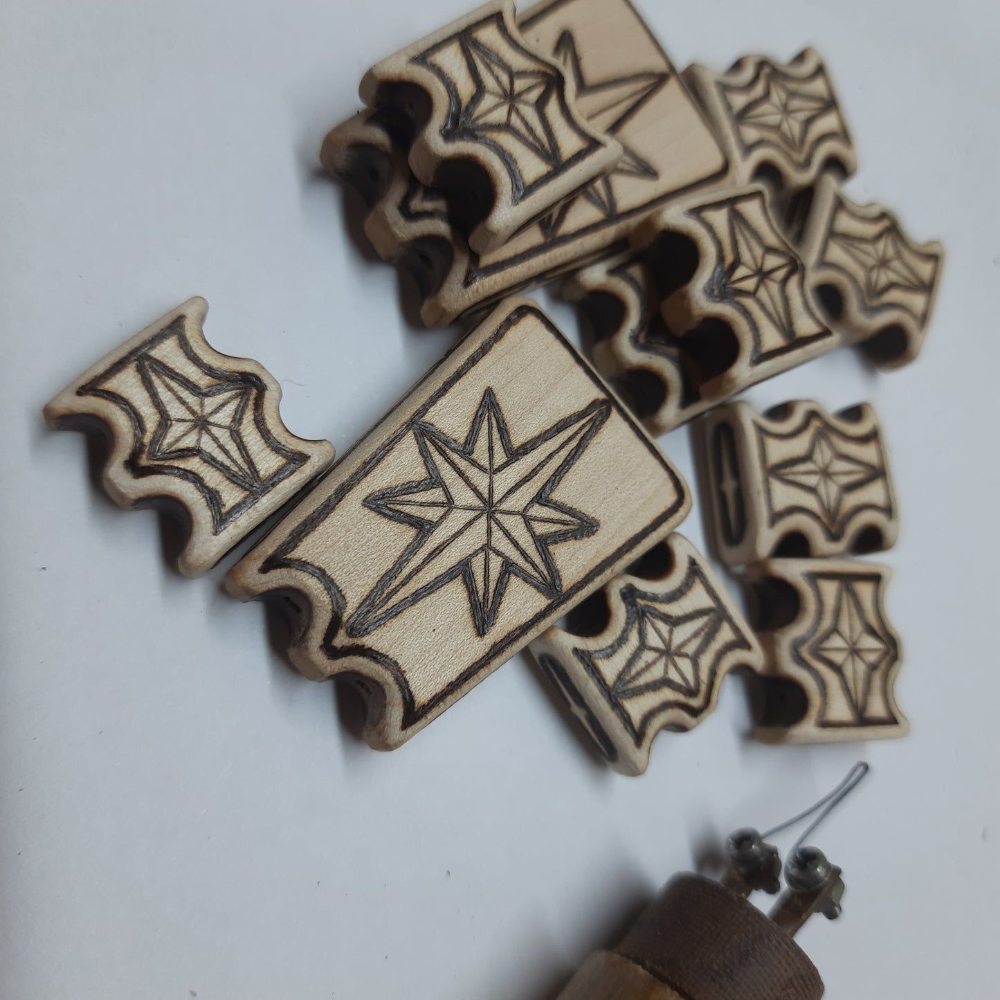 Chetki wooden "Wind rose" handmade (SCU: 250613)