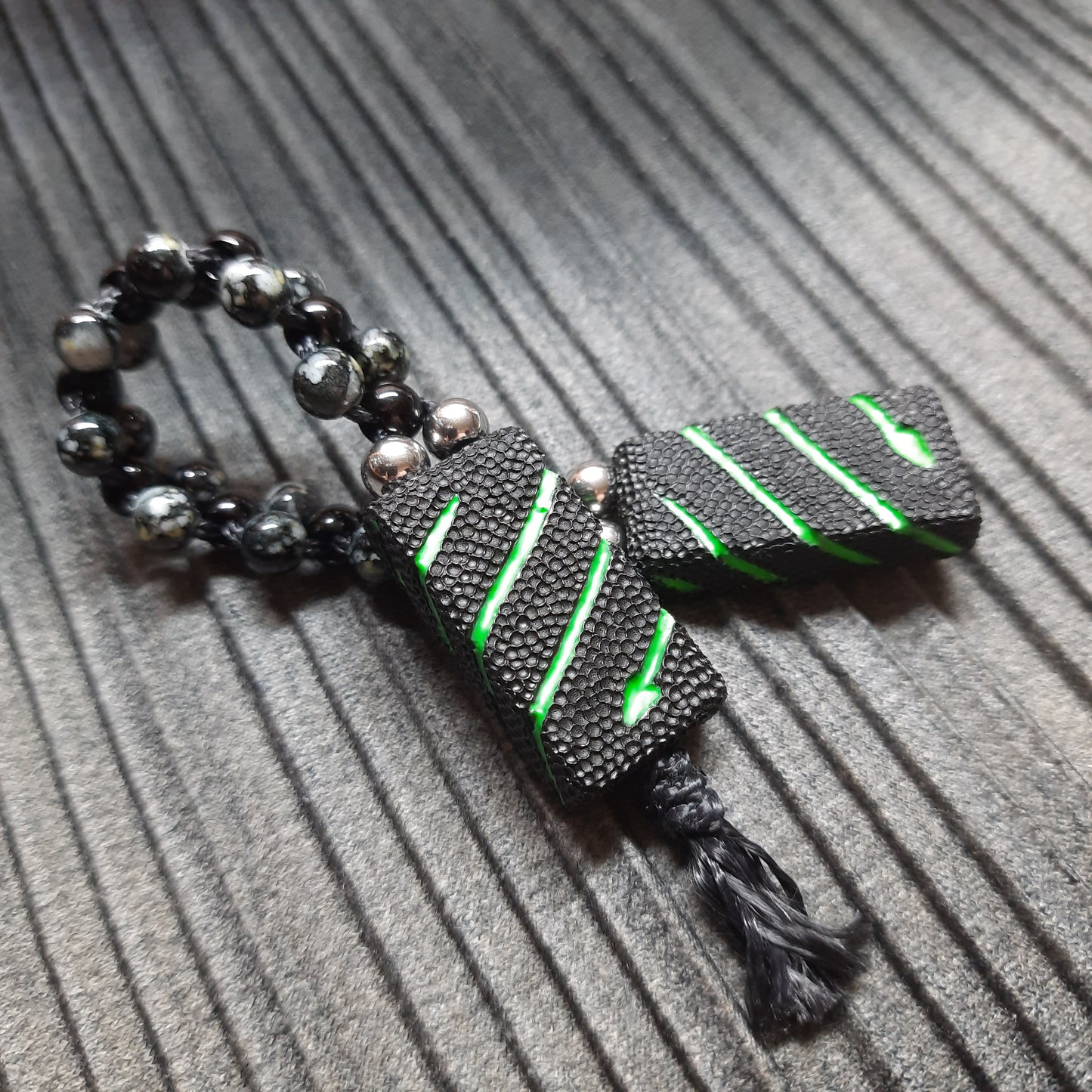 Chetki handmade "Snake Rough companion"