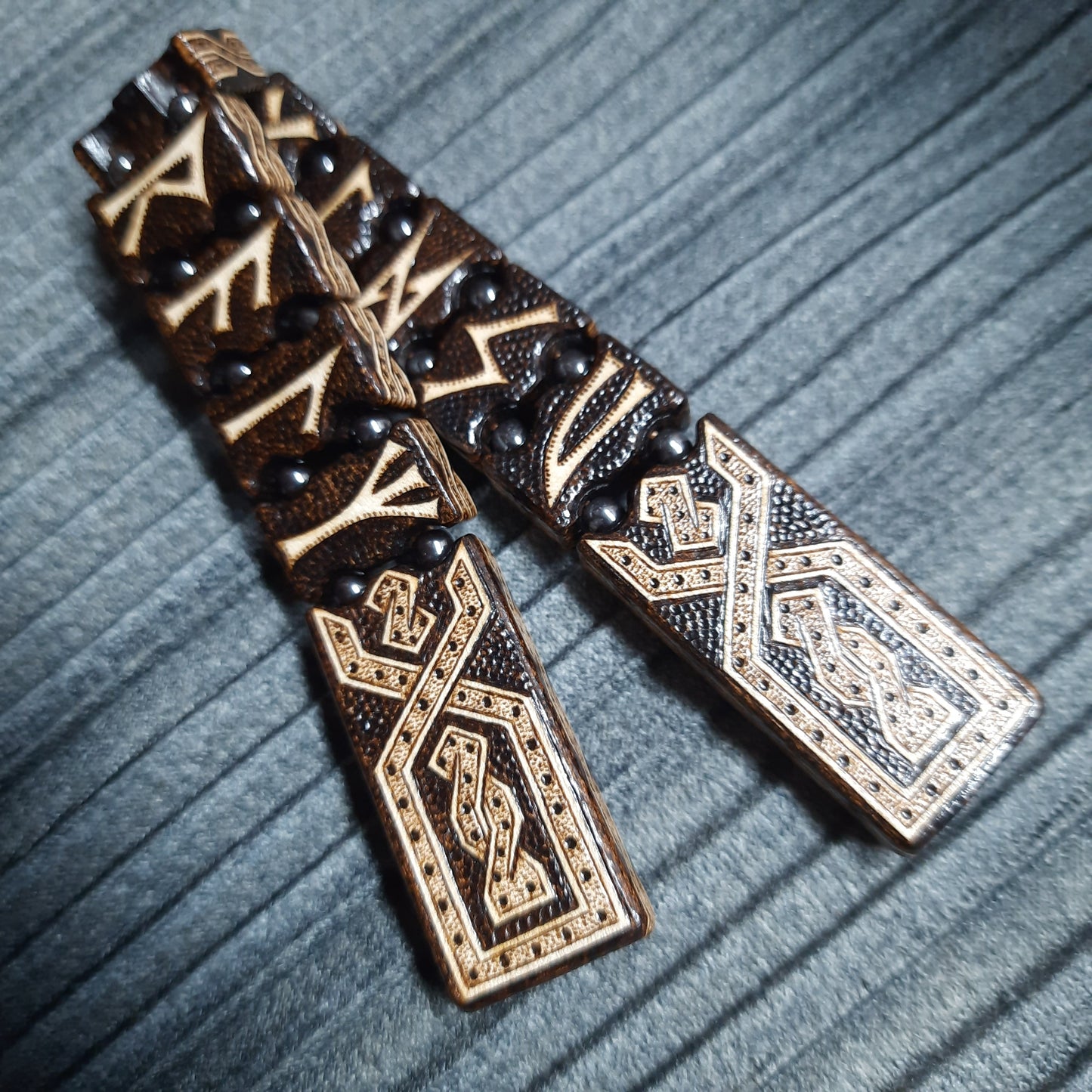 Chetki handmade wooden "The Legendary Runebearer"