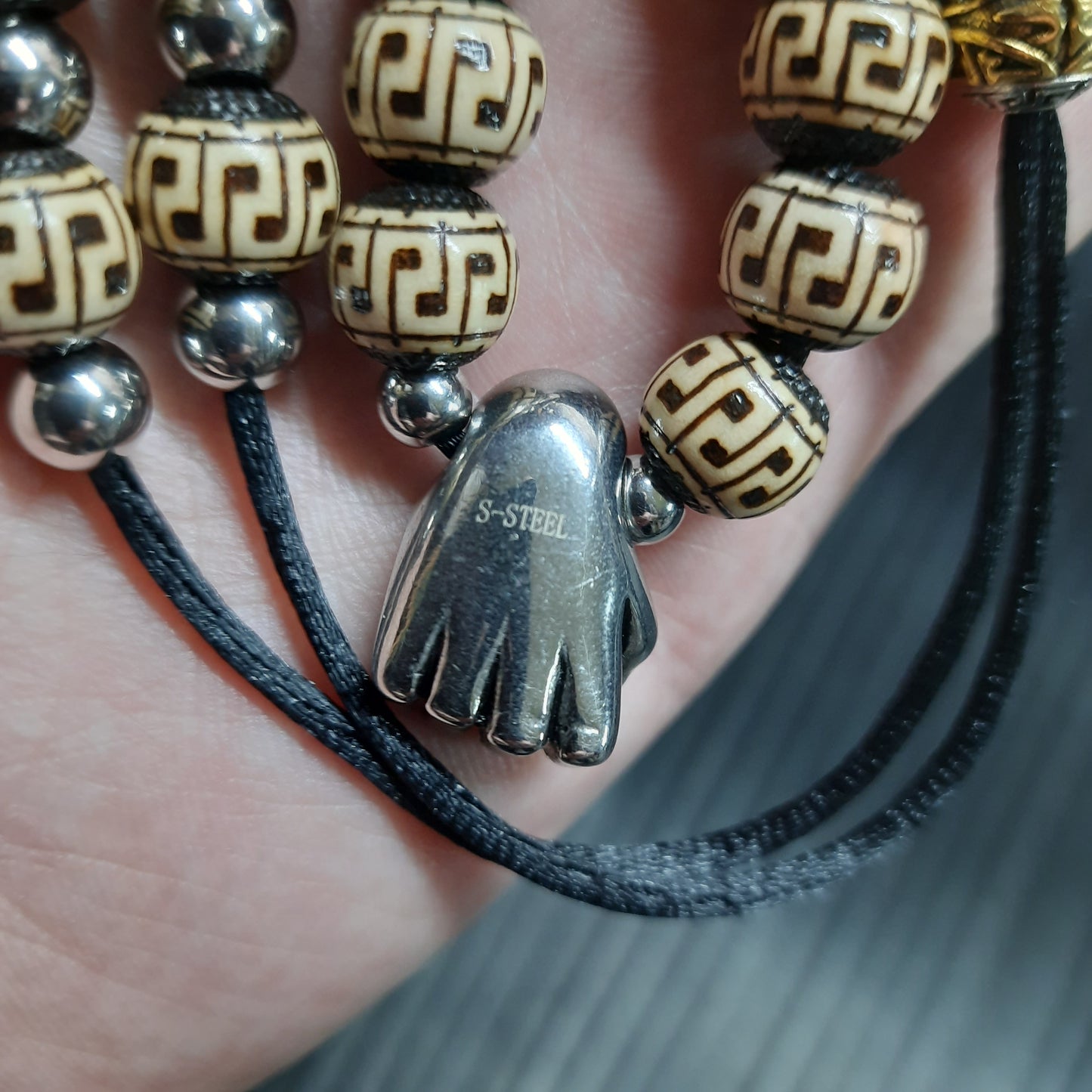 Komboloi handmade wooden + stainless steel "Steel Fist" (251121)