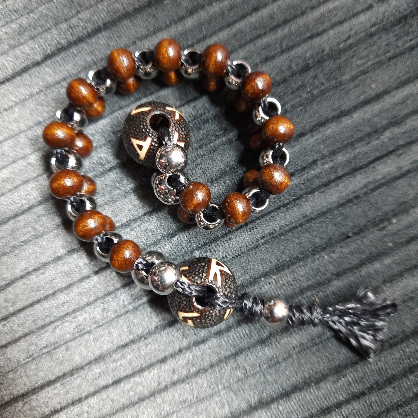 Chetki wooden handmade "Black-eyed shaman"