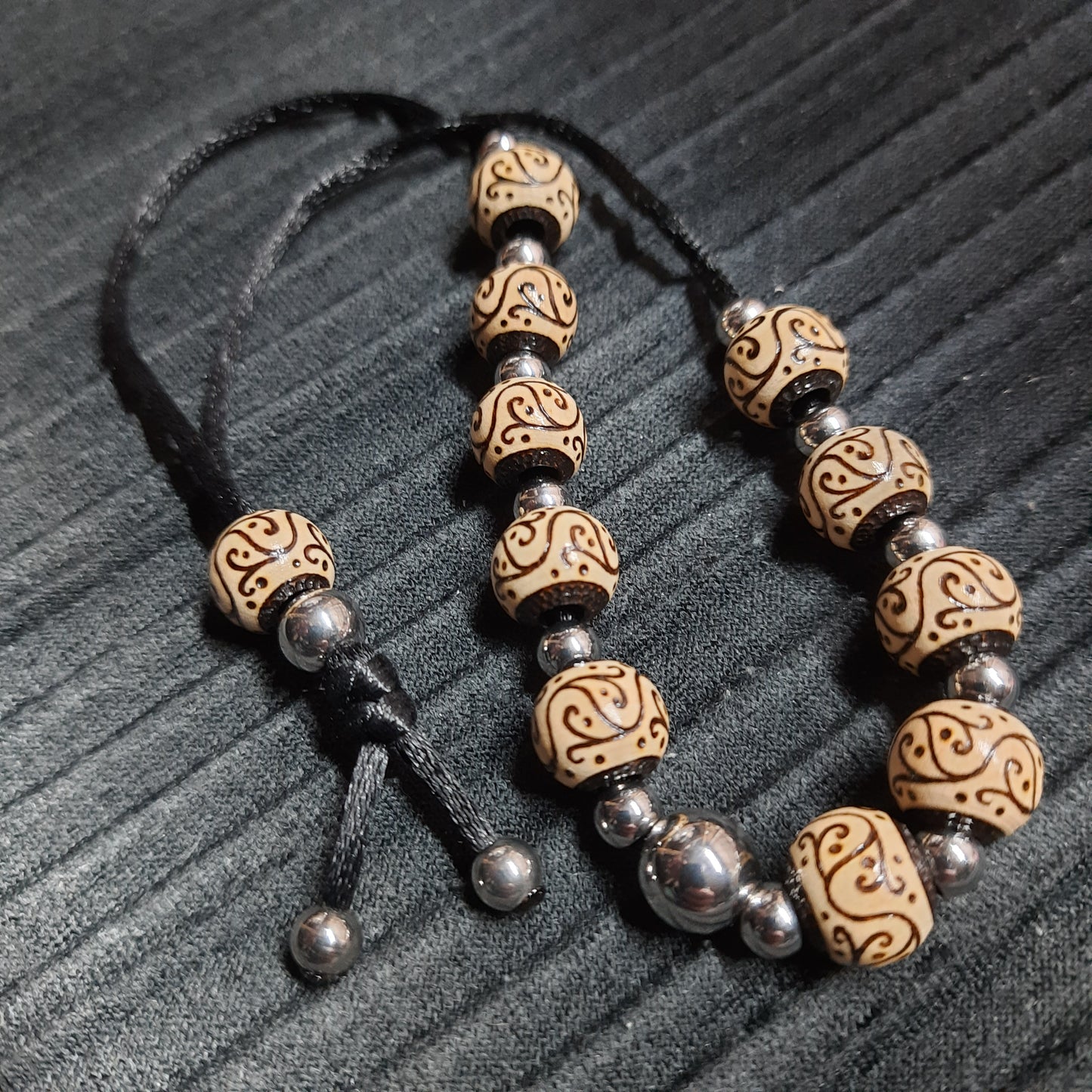 Komboloi wooden handmade "Airy melody"